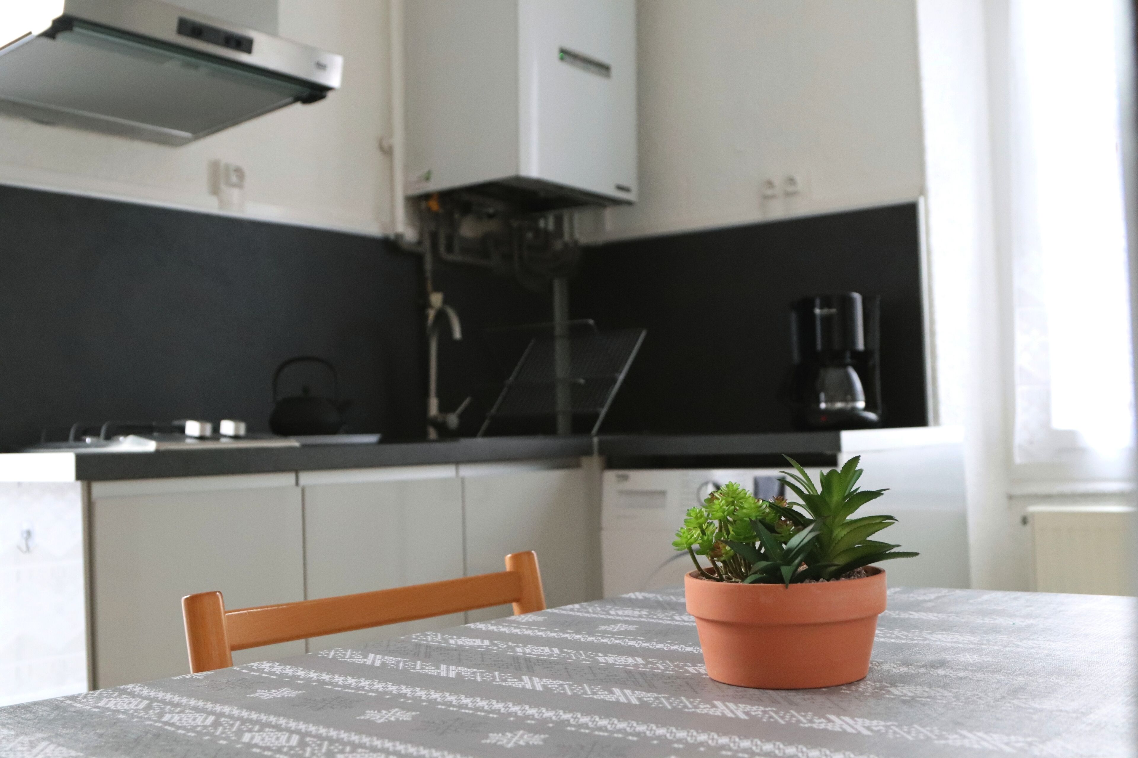 Quiet and close to the city center a 2 room apartment of 34 m2 classified 2 *