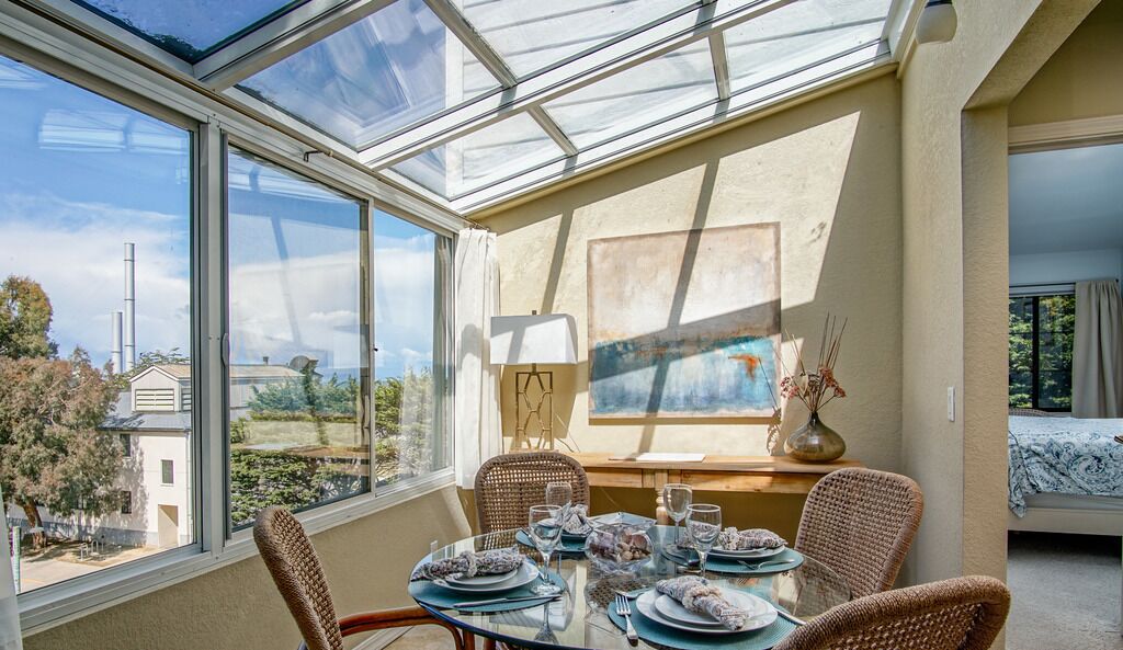 Ocean Wave A - Monterey Condo - Oceanview Cannery Row