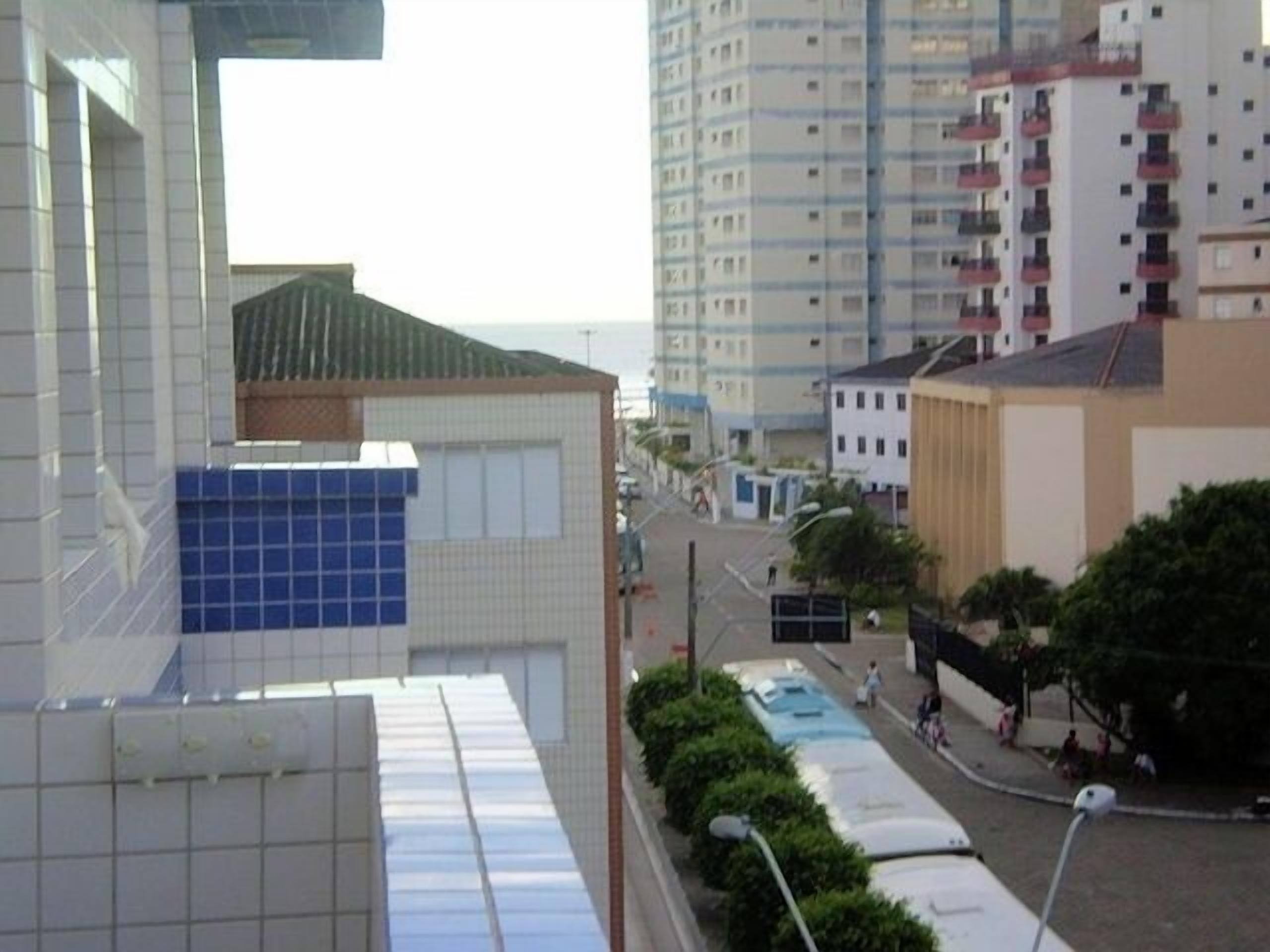 Apt 01 Dormitory Boqueirão in Praia Grande