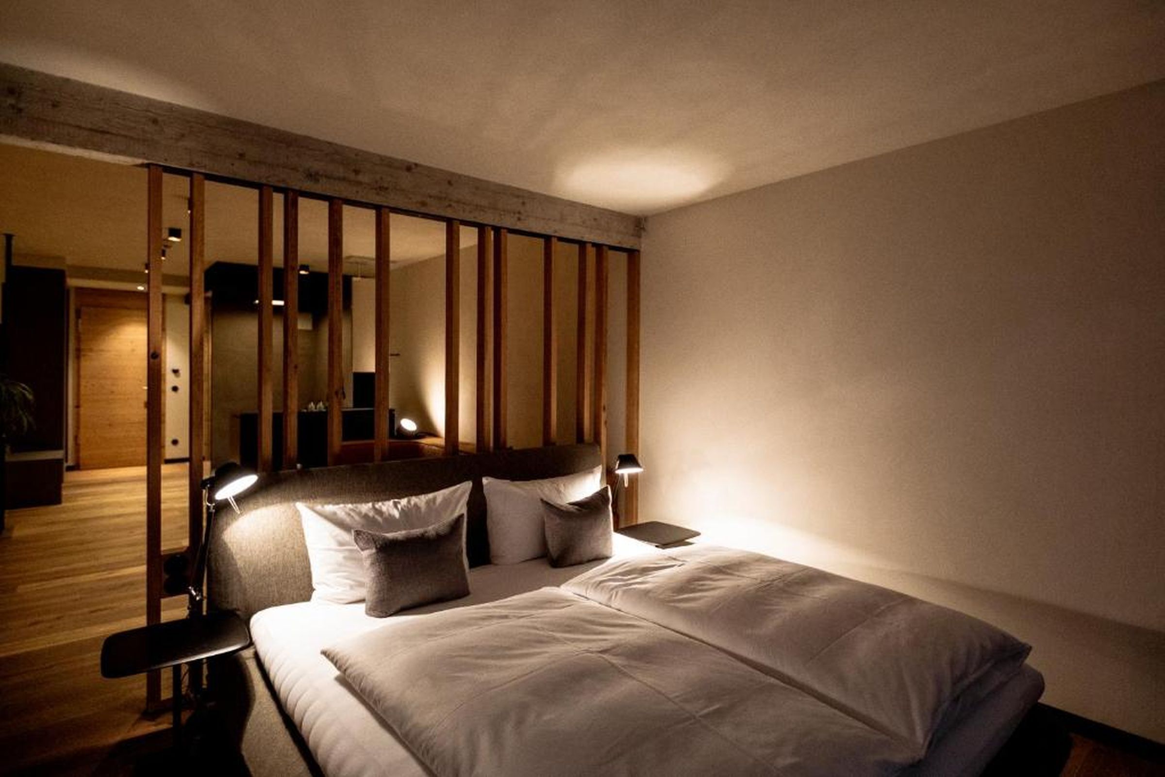 L design double room
