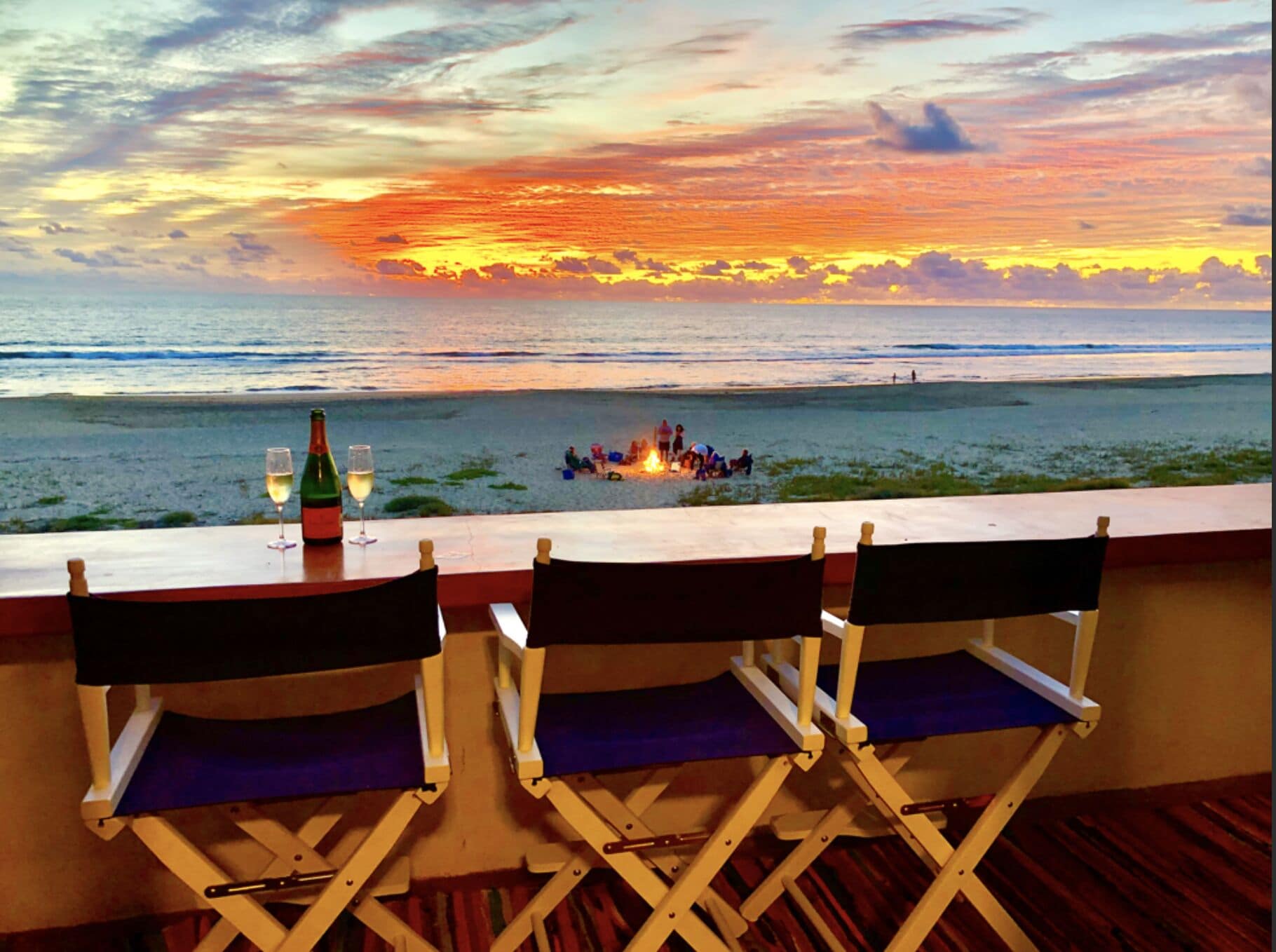 ★Sea-Esta ★BEACHFRONT★ Surf Condo! Pool & Hot Tub! Surf Views! Right On The Sand