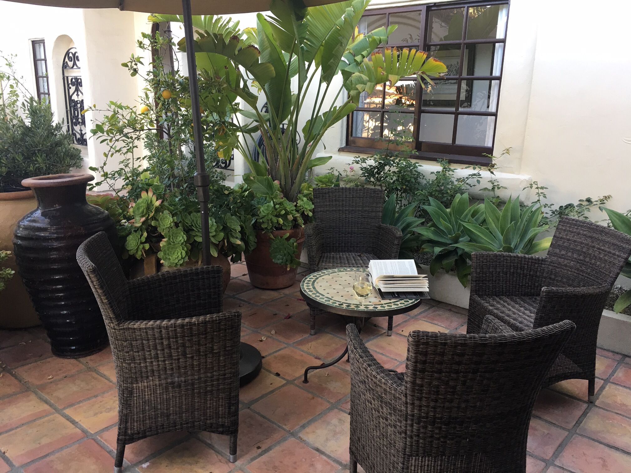 Total Privacy and Great Malibu Location Close to Beach and City Center