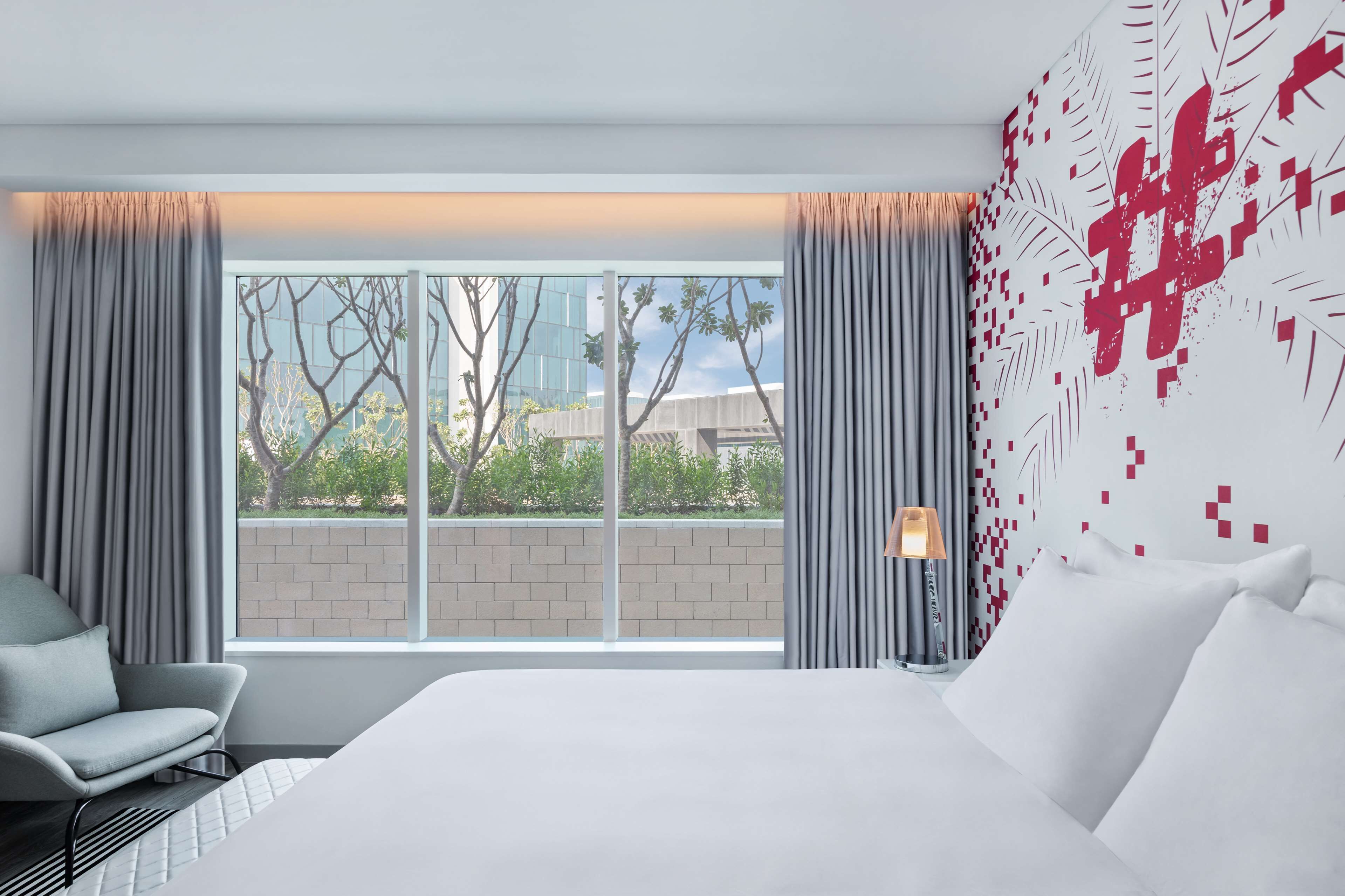 Radisson Red Dubai Silicon Oasis