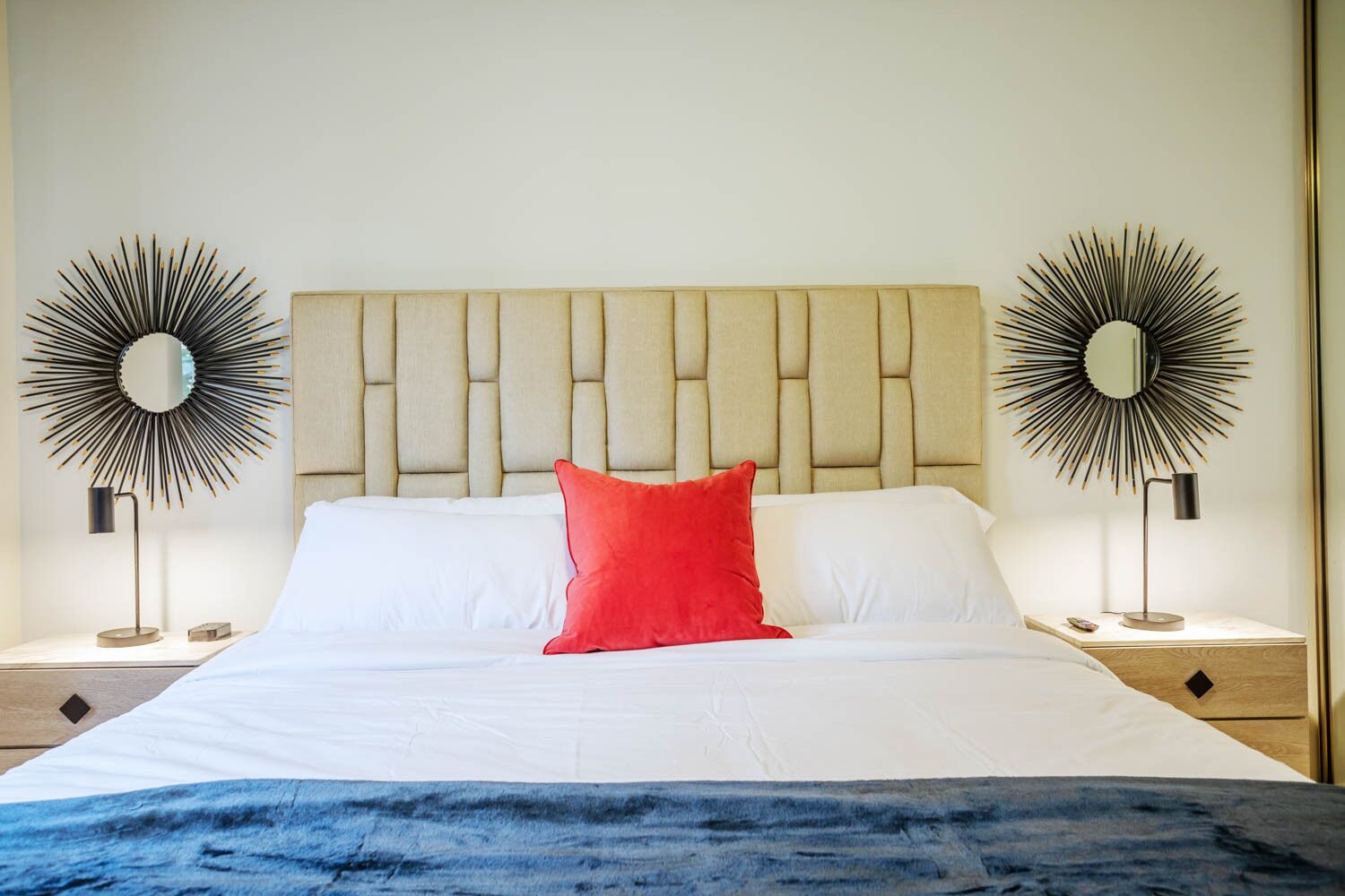☝Auburn Breeze · WIFI · CAL King Bed · Parking Included☝