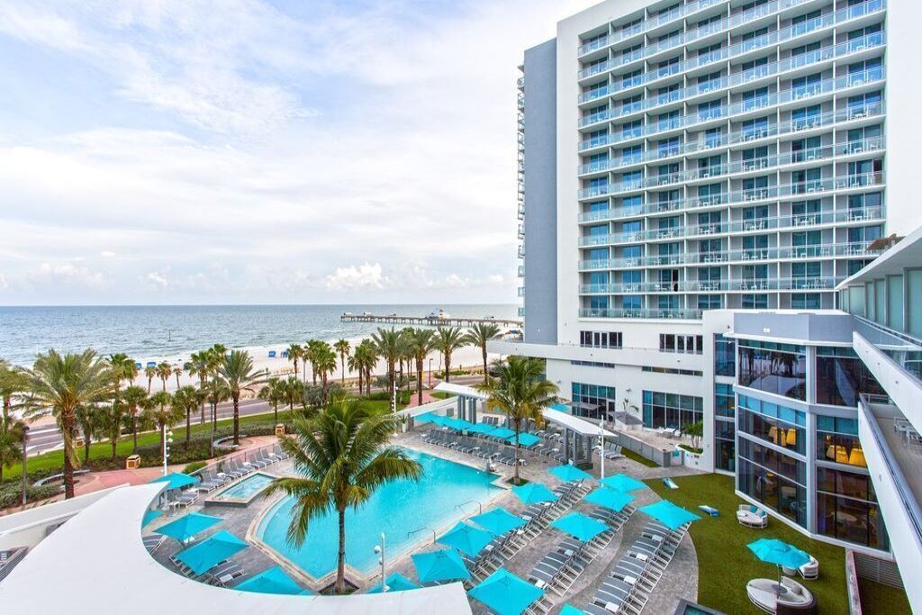 CONDO 2 bedroom sleeps 8 2 bath
