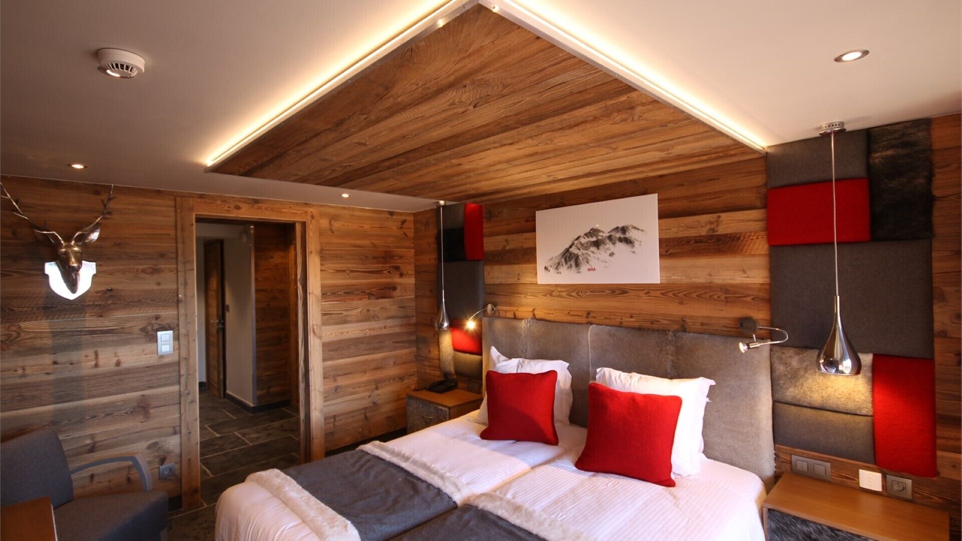 << Classic Suite 2 >>