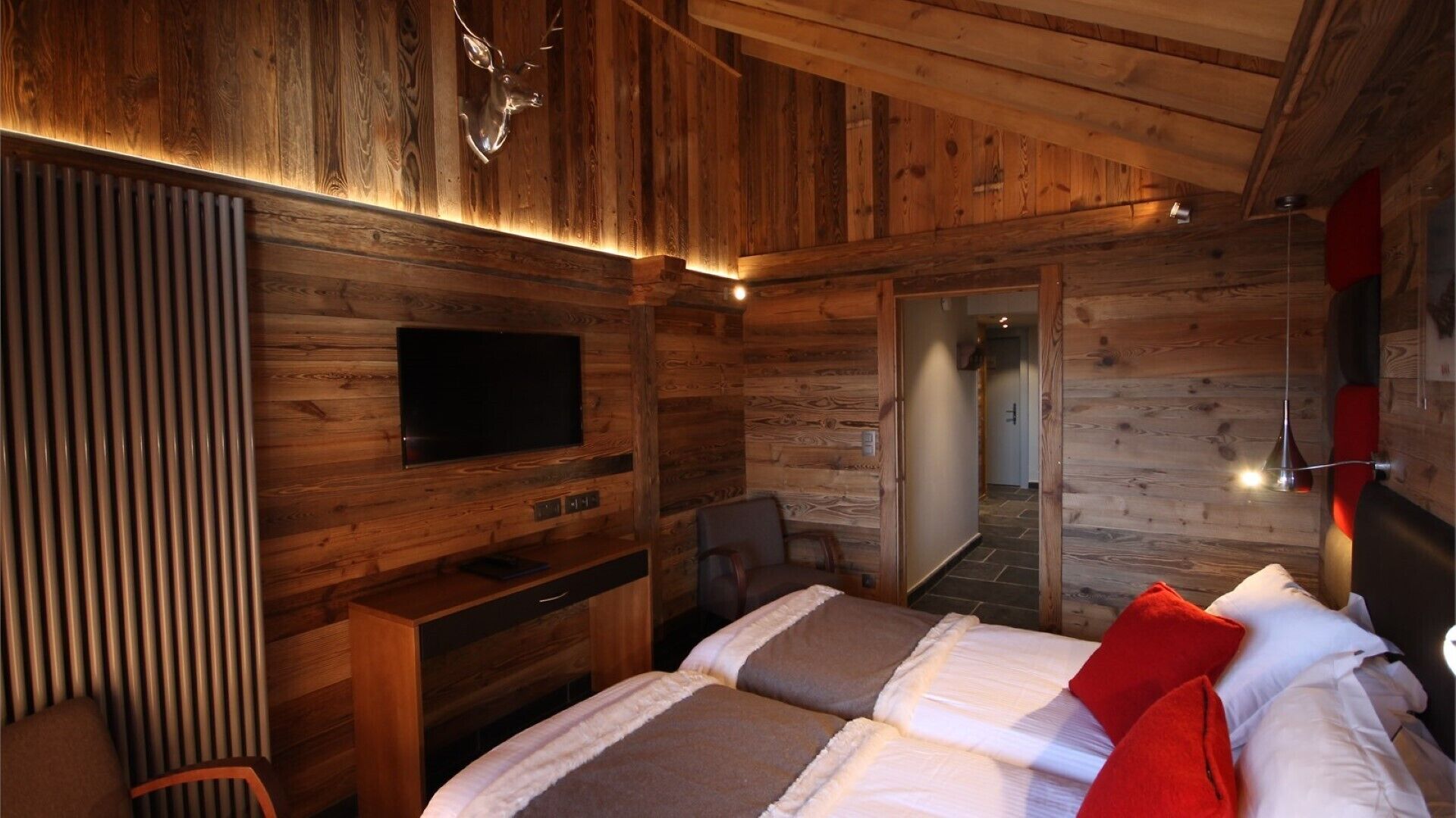 << Privilege Suite 2 >>