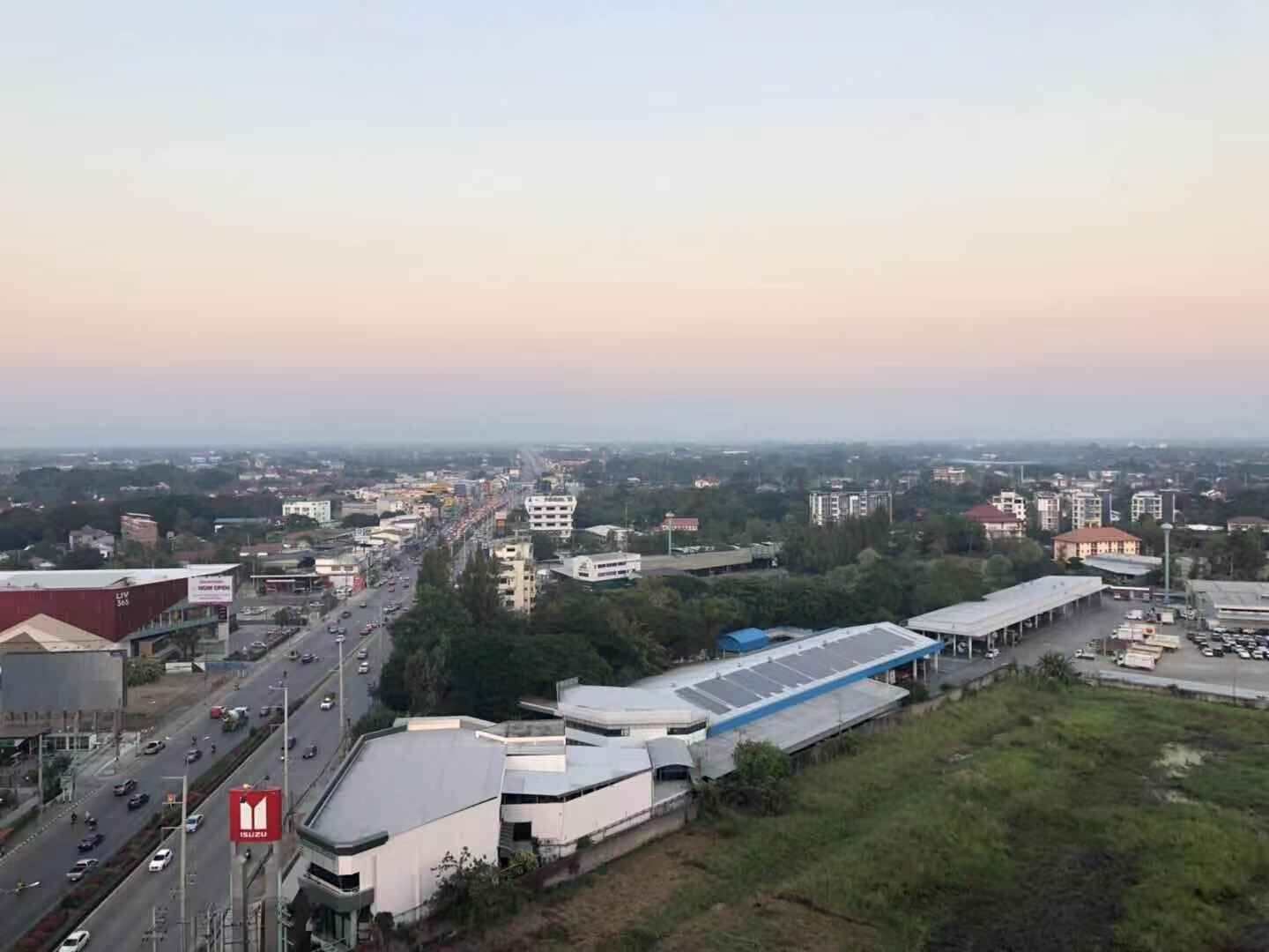 Studio apartment at Supalai Monte 2