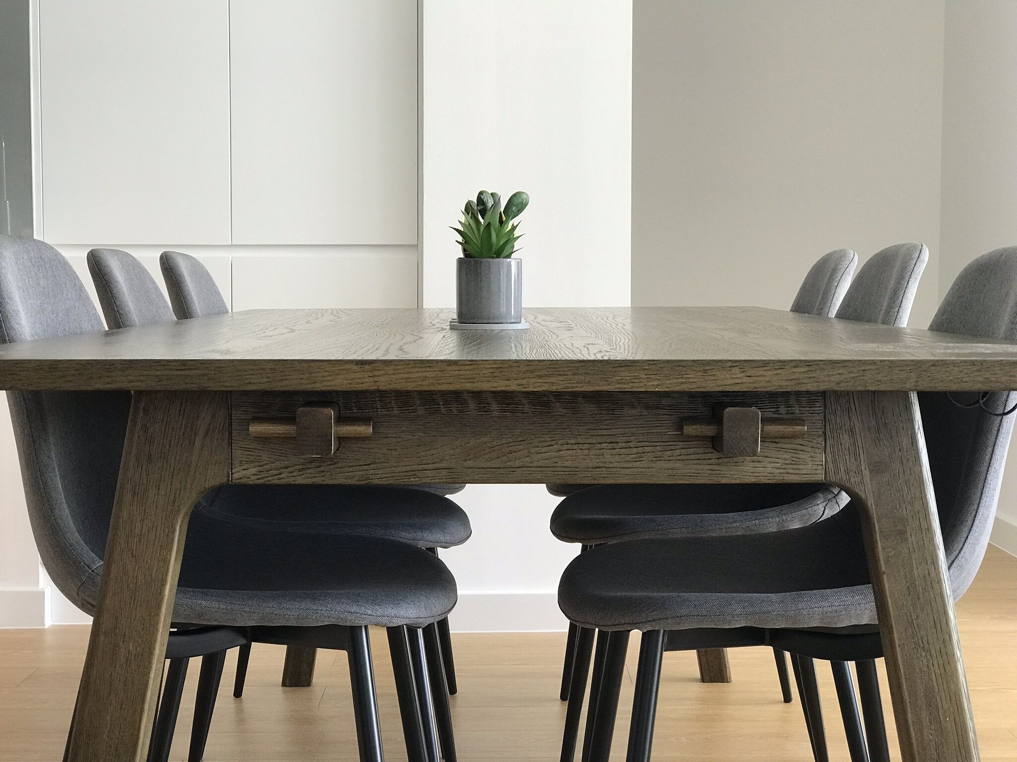 Lux retreat/2Bd2Bth/Close to train/WiFi/Netflix/Washer/Dryer