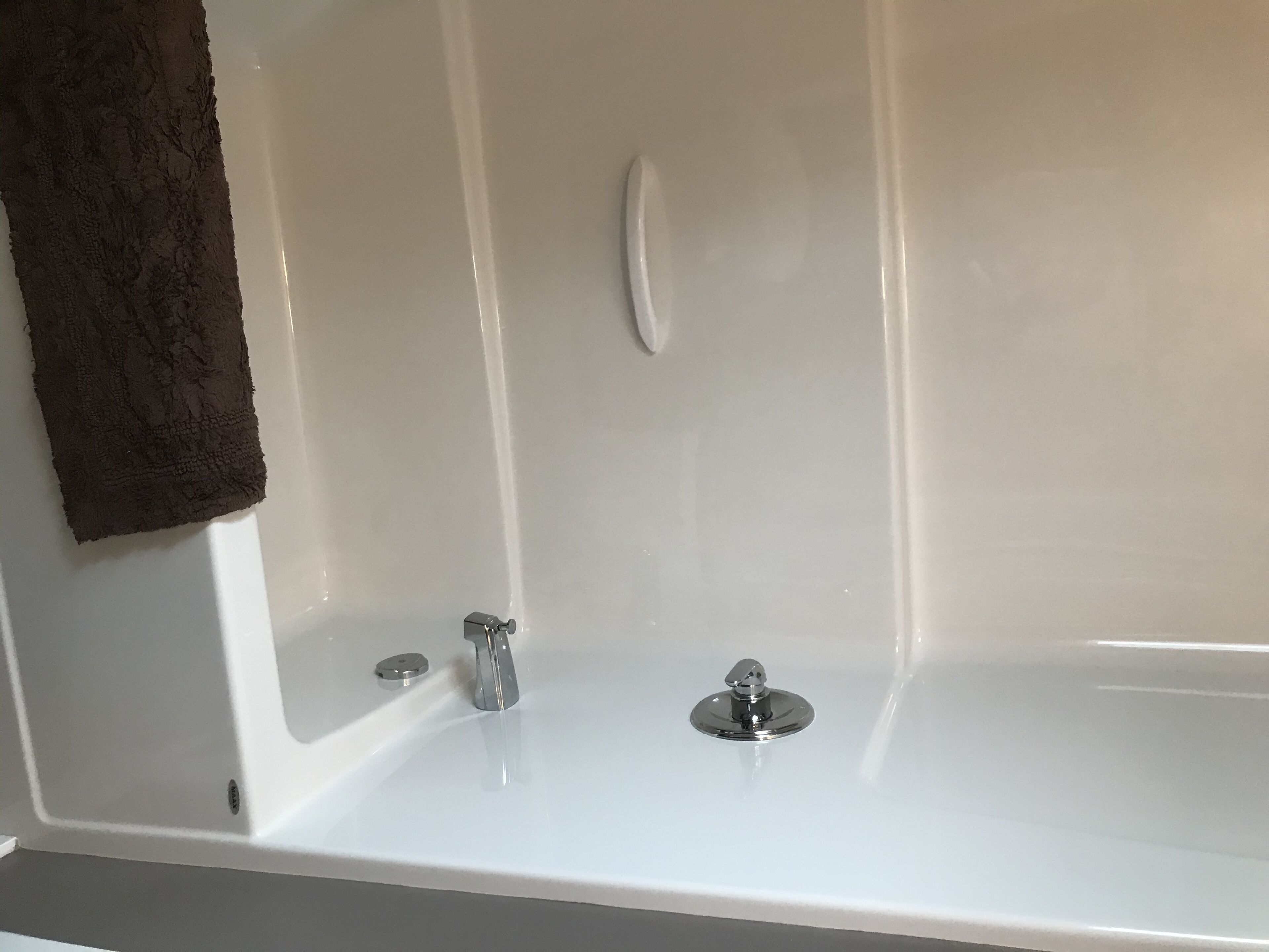 Close to Hospital and James Donaldson Park