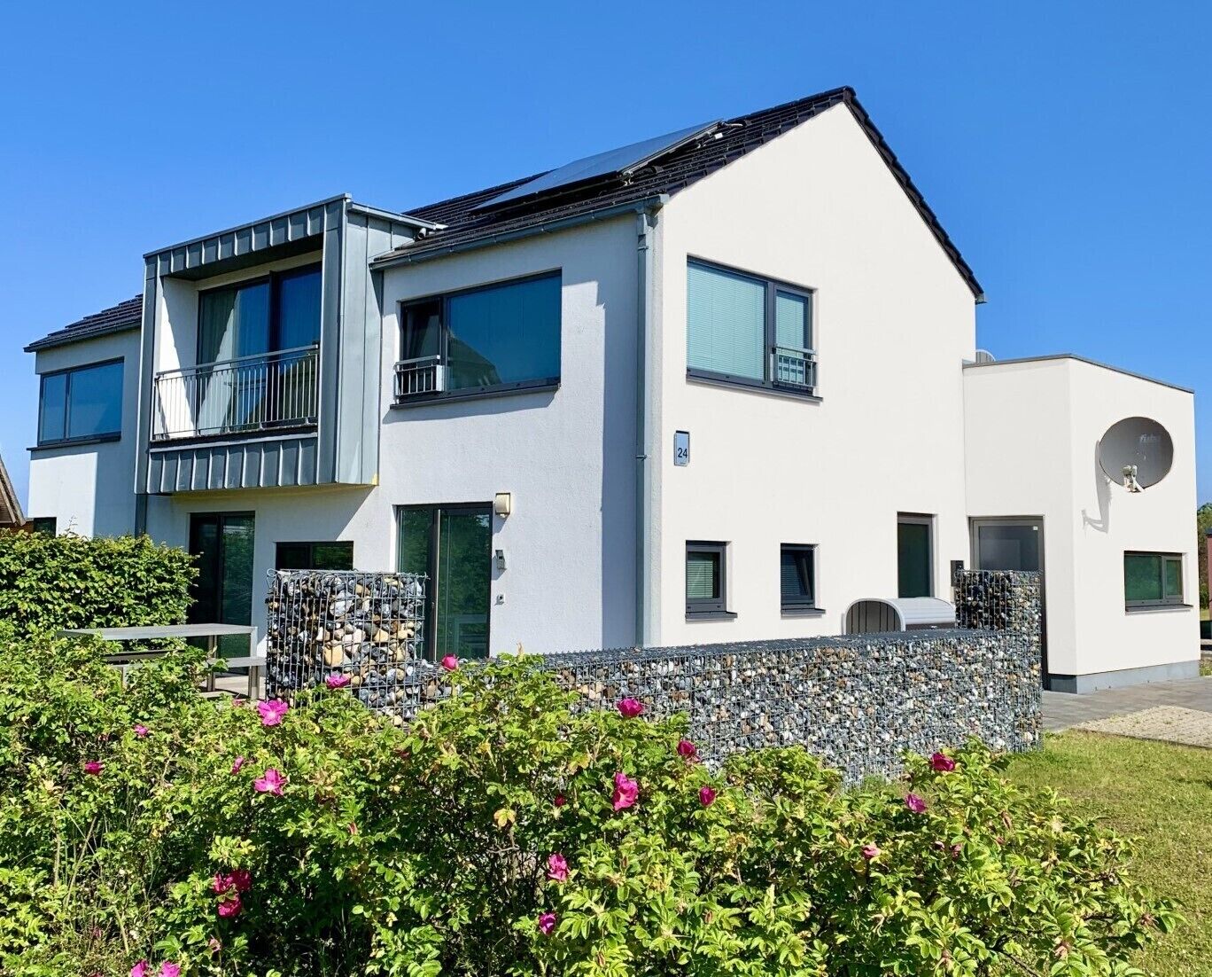 Exclusive domicile - only 200m to the Baltic Sea