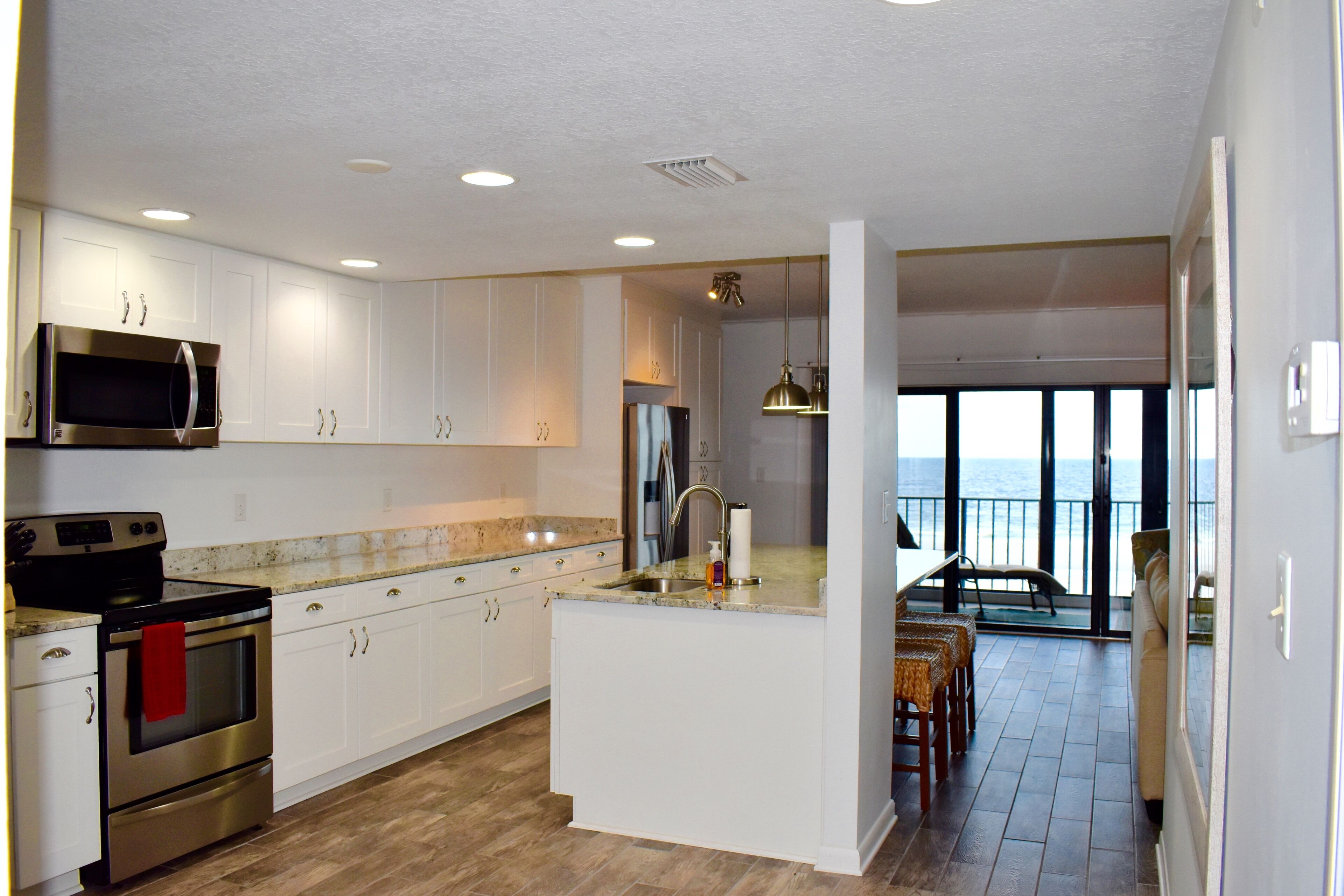 2/2  OCEANfront condo on Jacksonville Beach