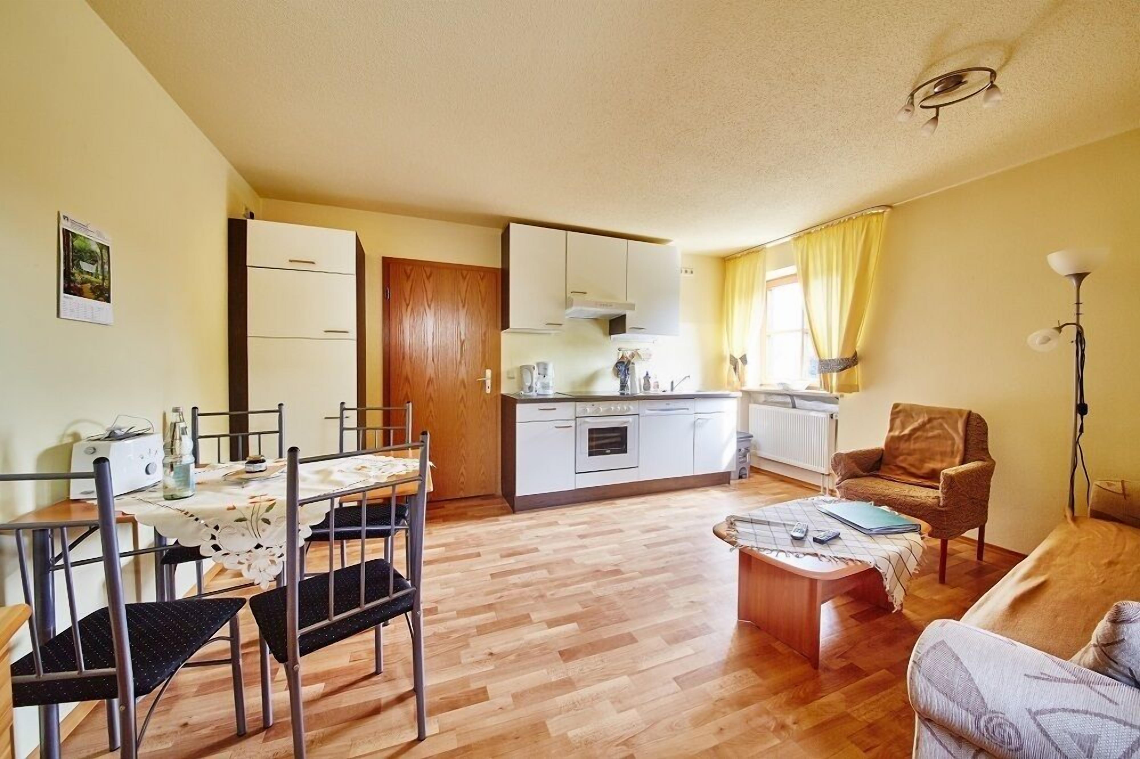 Birdsong holiday apartment, 37 sqm, 1 separate bedroom