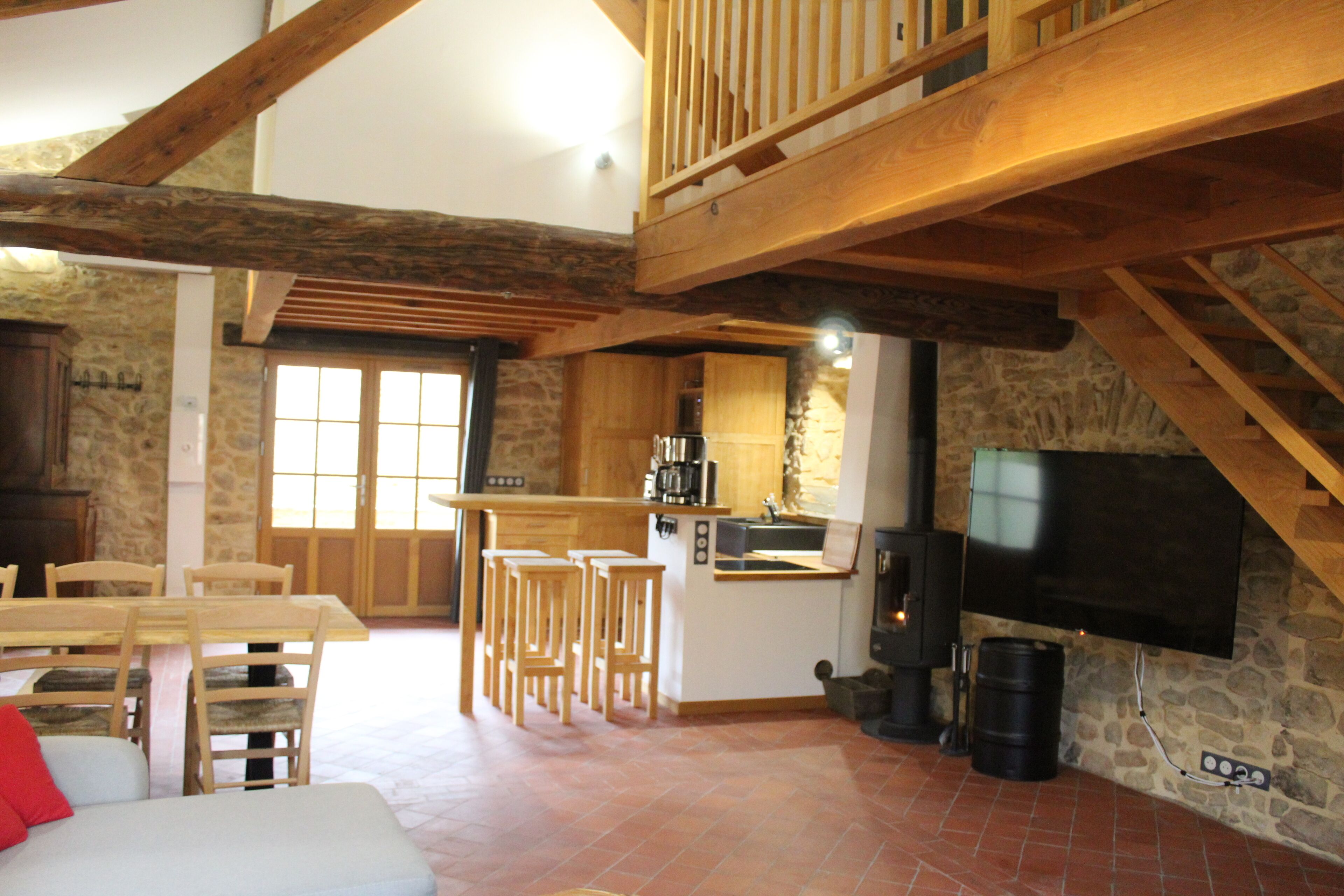 Spacious and comfortable apartment in a Gard hamlet