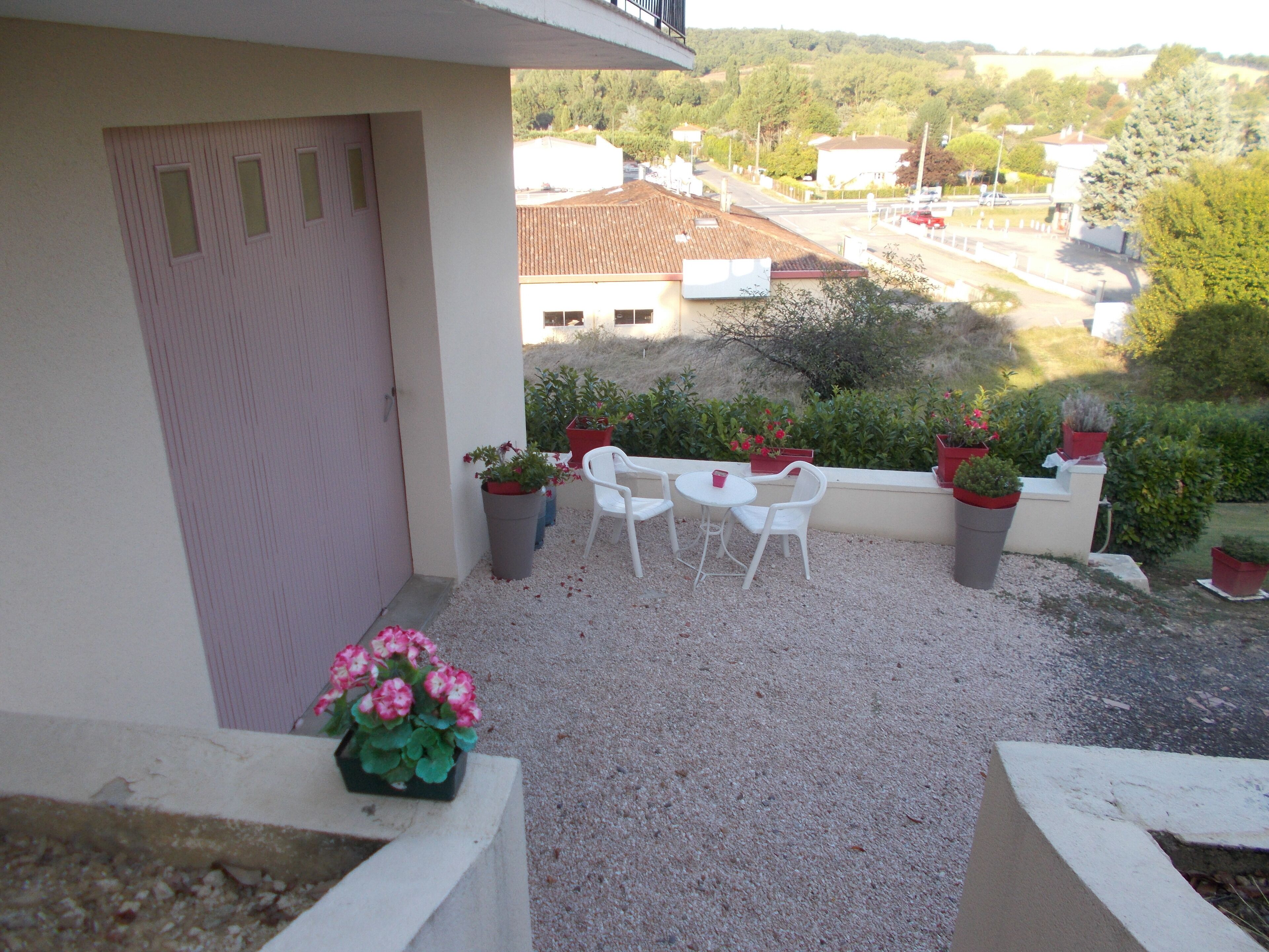 Quiet place with the owners