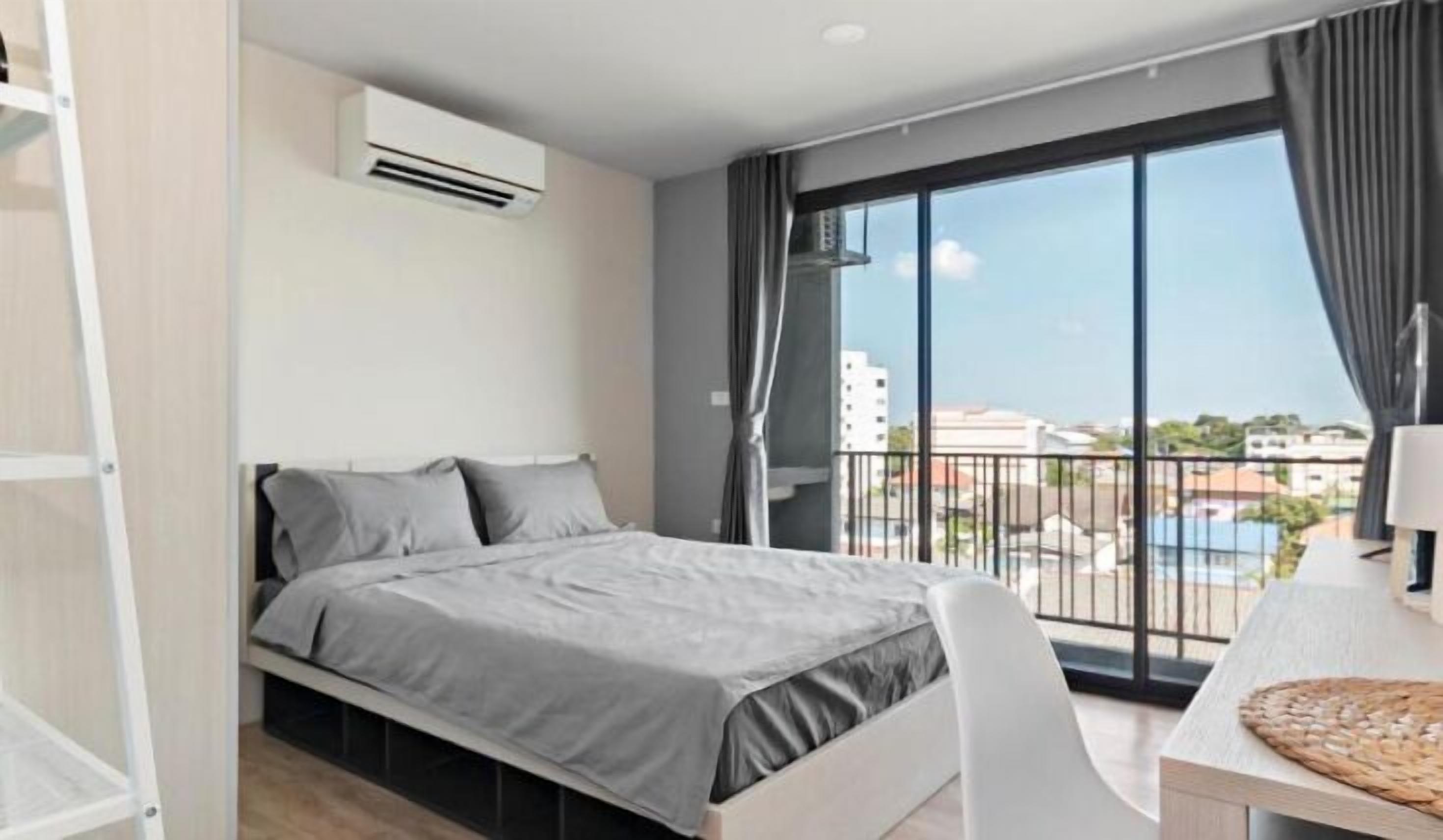 🔥Studio/Queen Bed🔥 Bangkok🇹🇭@DMK Airport🛬 & Airport Shuttle 🚖
