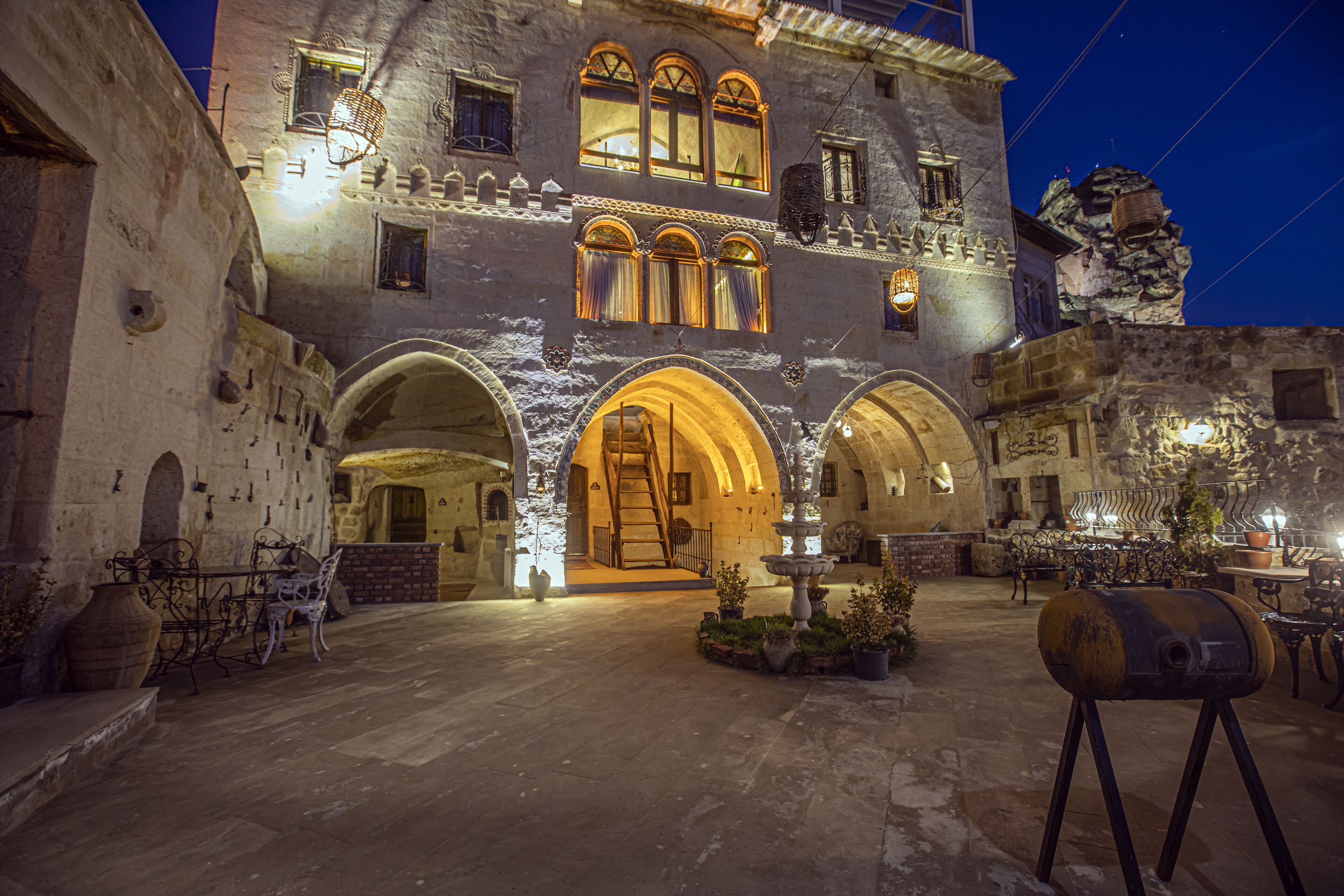 Casia Cave Suites