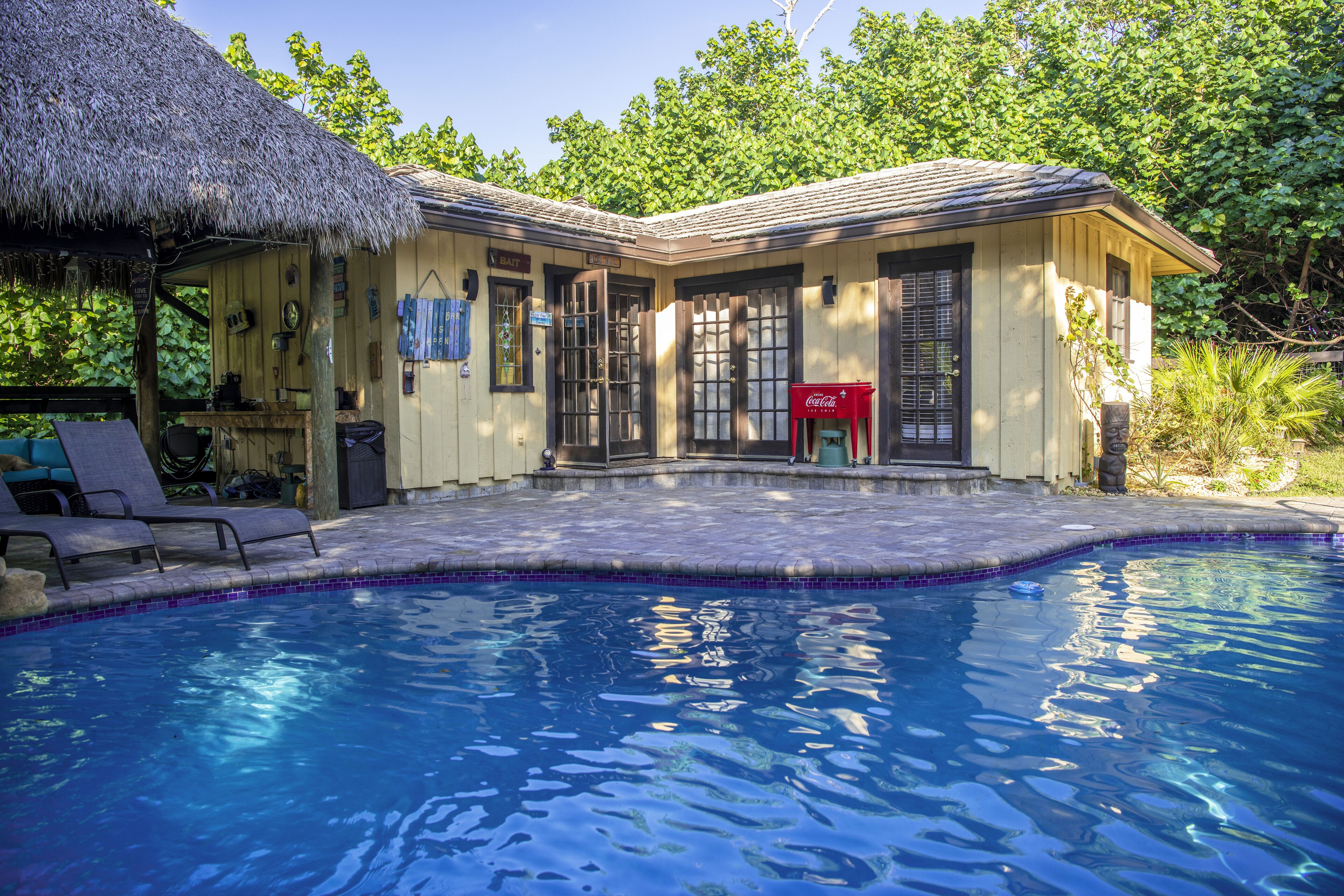 Quaint Pool House in Tropical Setting