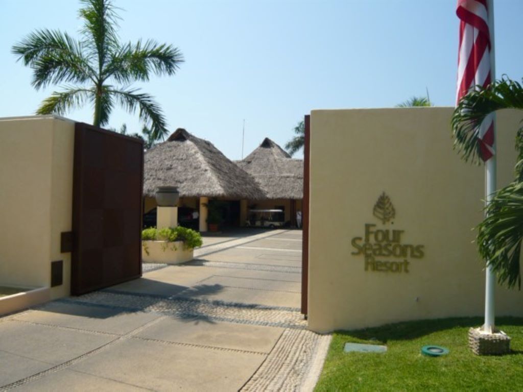 Four Seasons Punta Mita Two Bedroom May 29 - June 5, 2021 $7,500