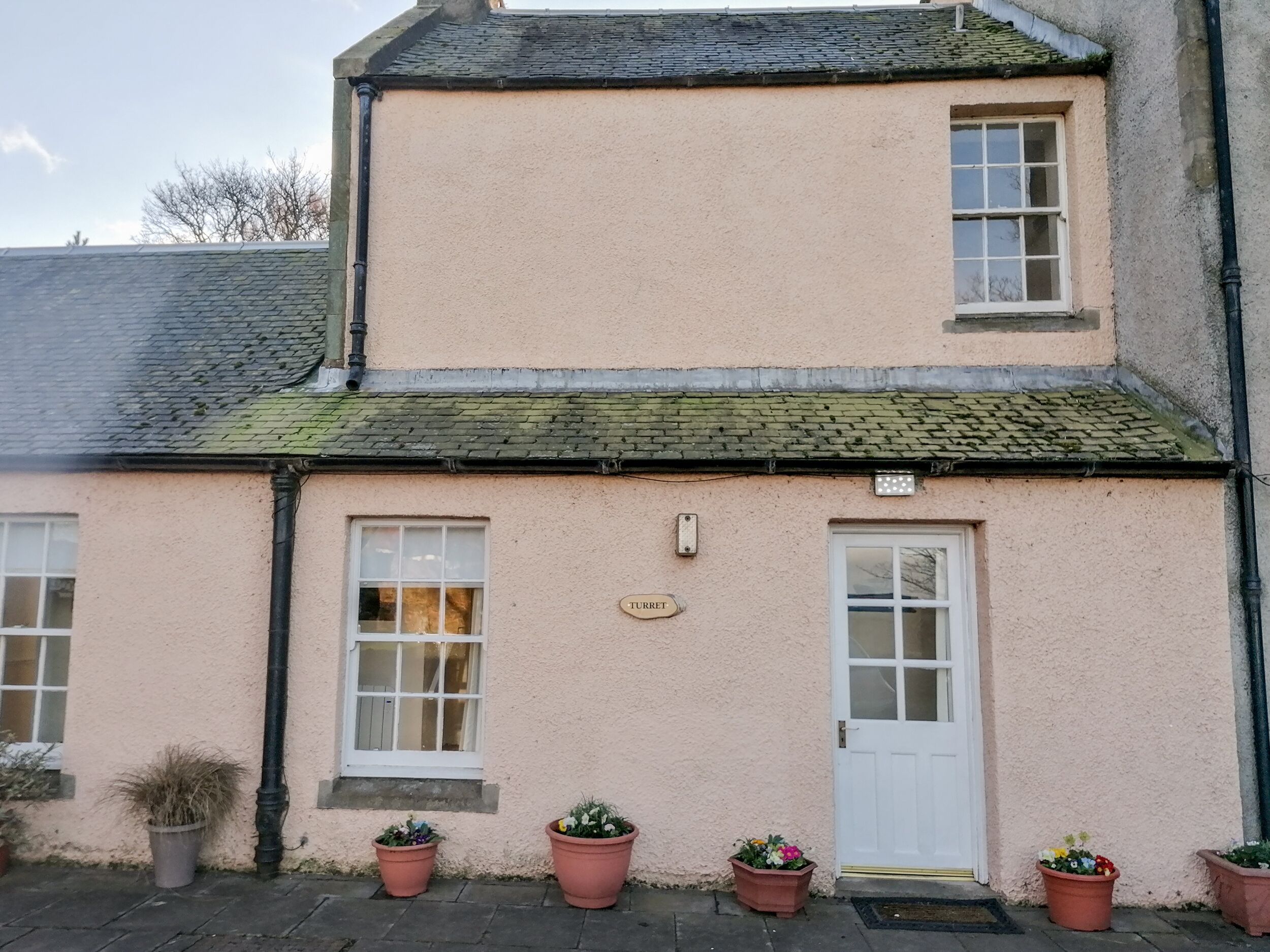 TURRET COTTAGE, family friendly in Cockenzie And Port Seton