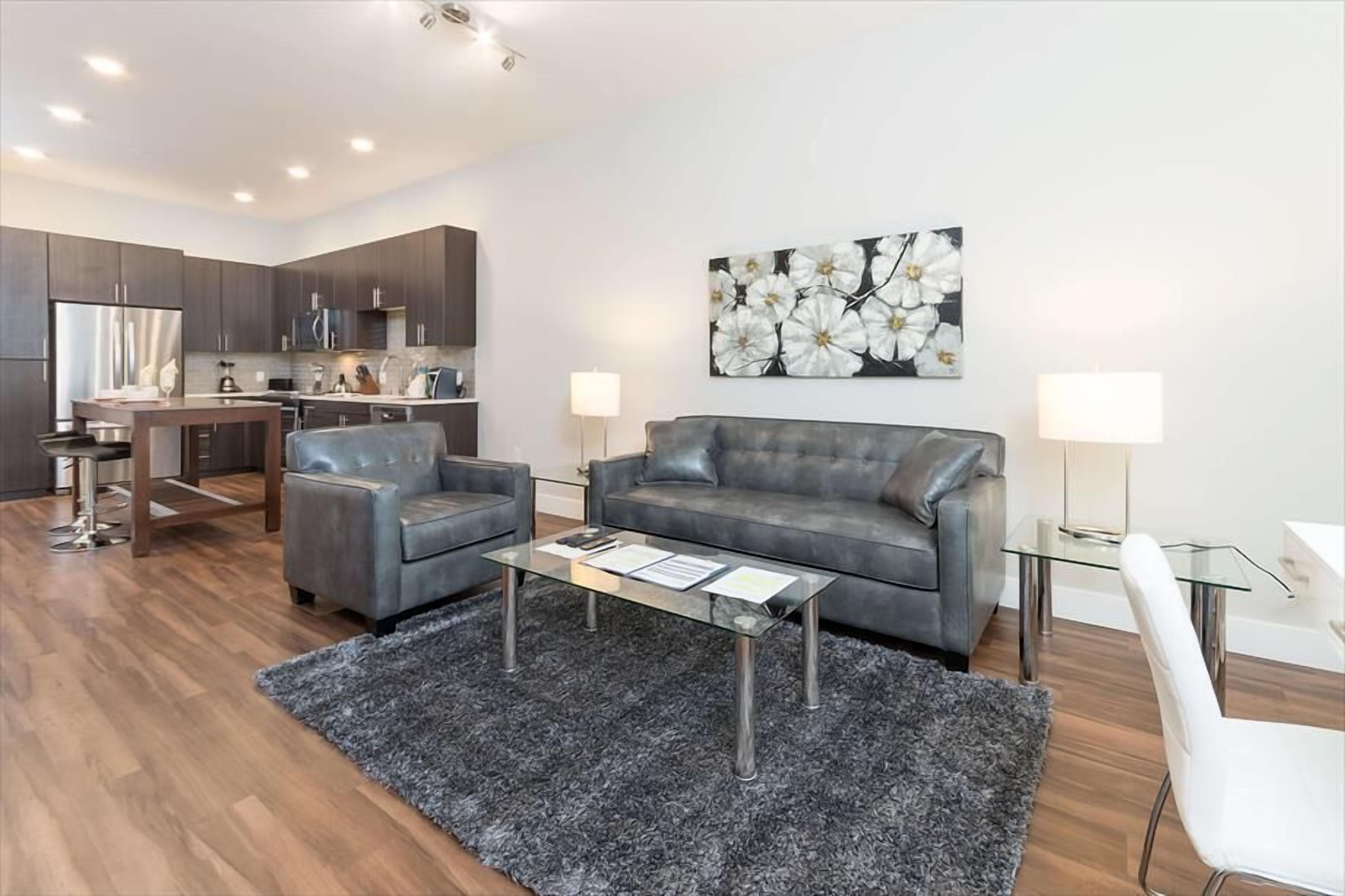 Chic 1BR | Rooftop Terrace  | Pool | Mountain View