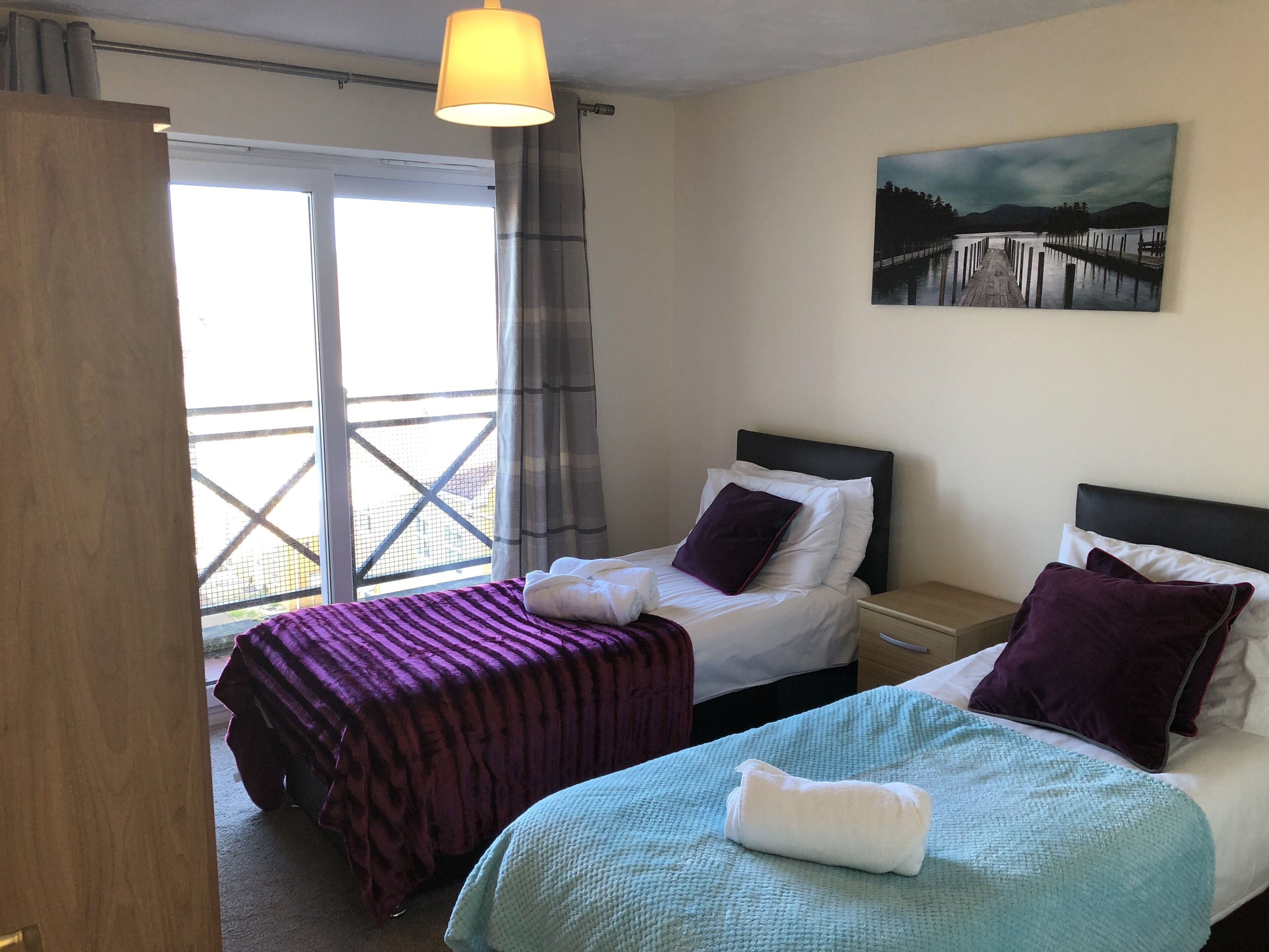 Chafford Fairview - Stylish cosy apartment