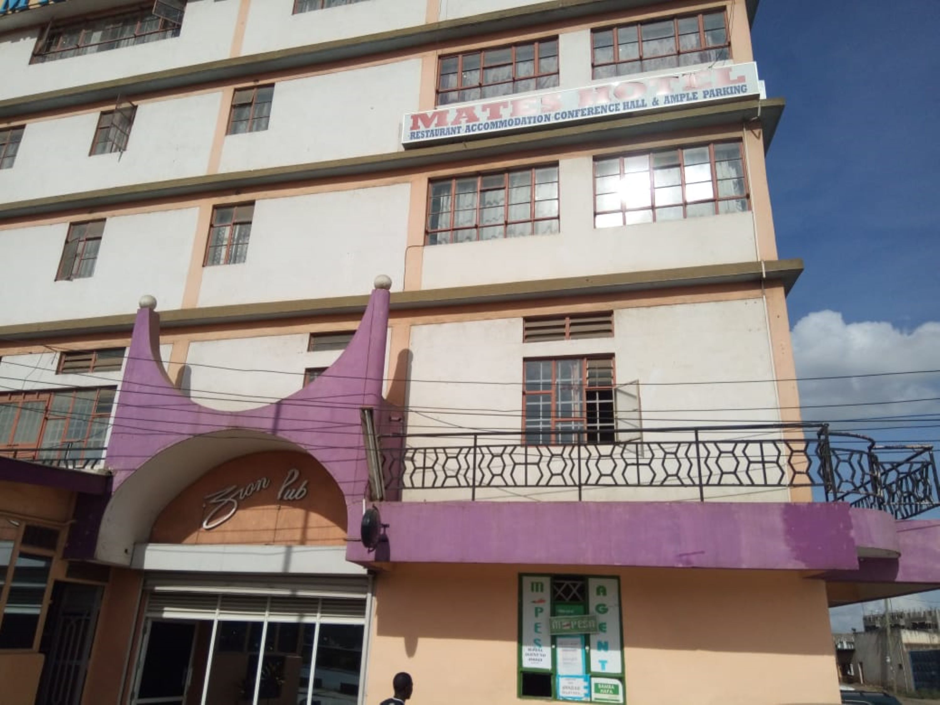Maates Hotel