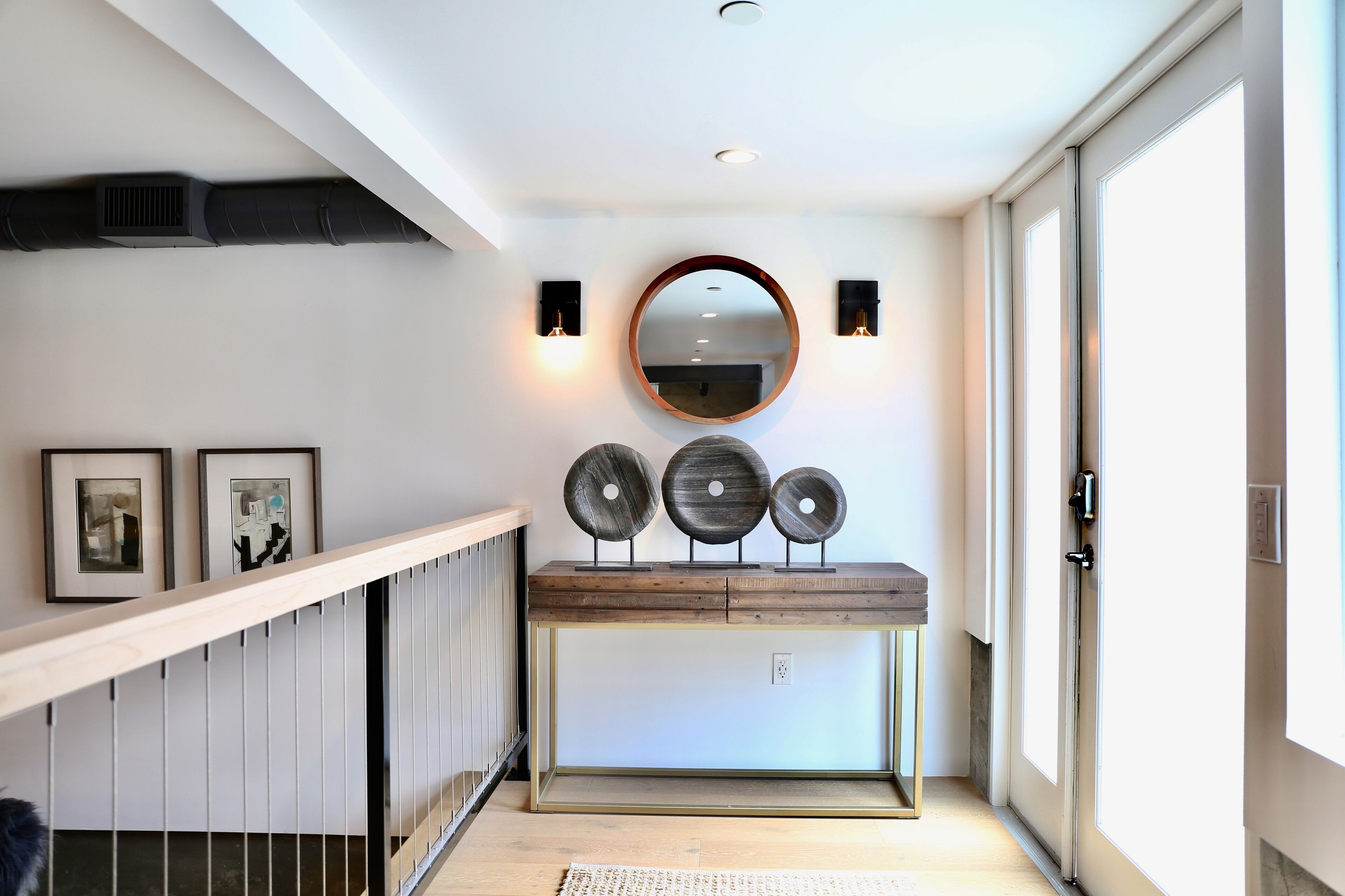 Luxury Executive Apartment/Condo