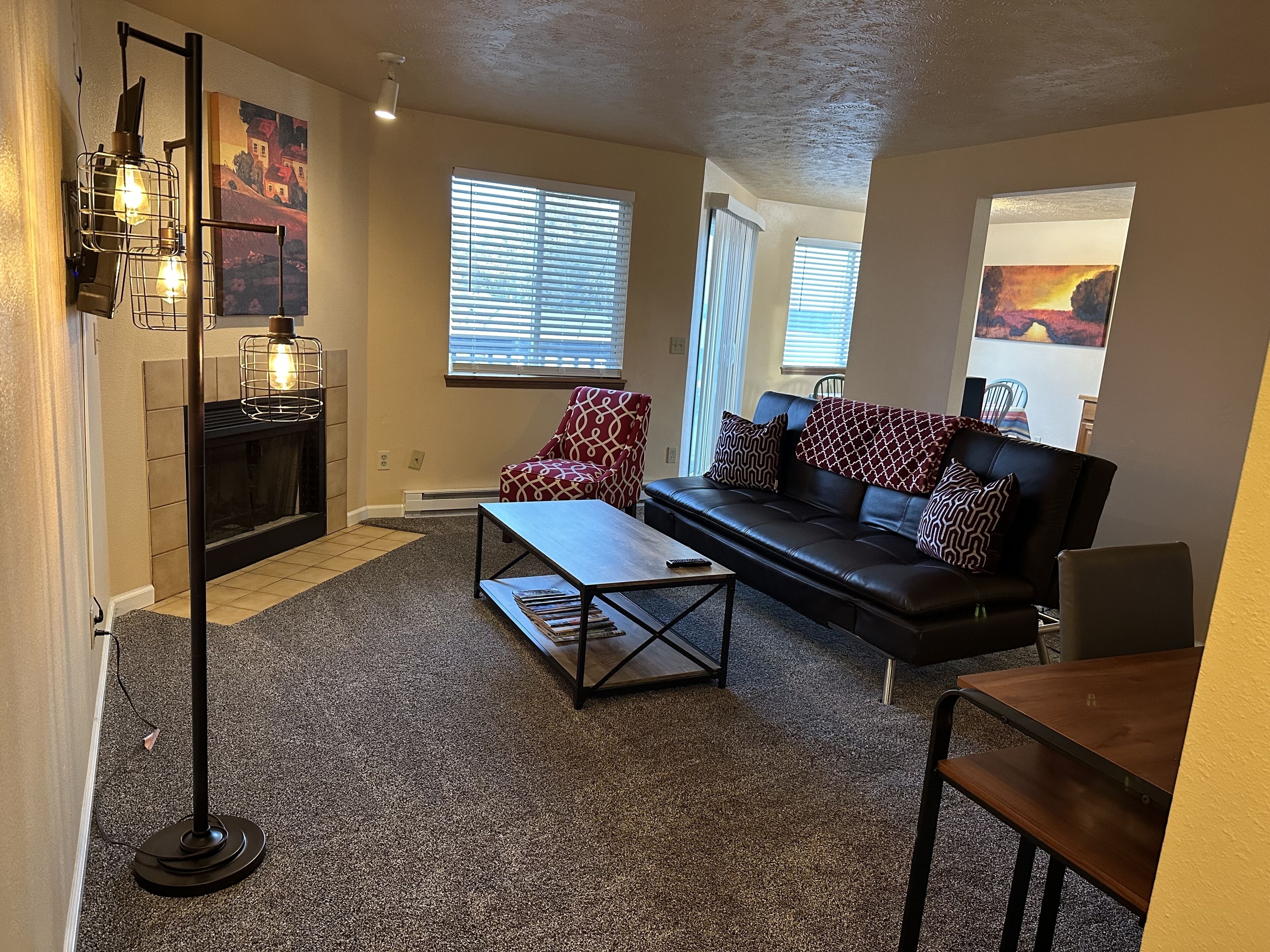 Vibrant Spokane Valley 2 Bedroom Apartment