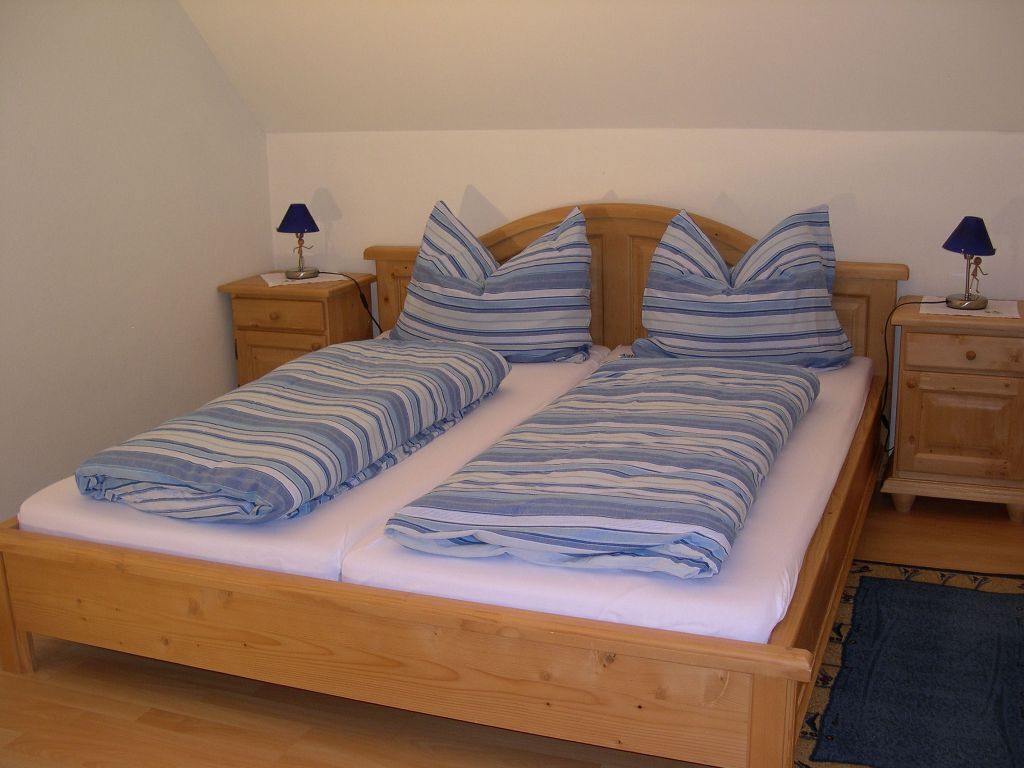 Apartment Kerschbaum 80sqm with balcony. Sauna in the house.