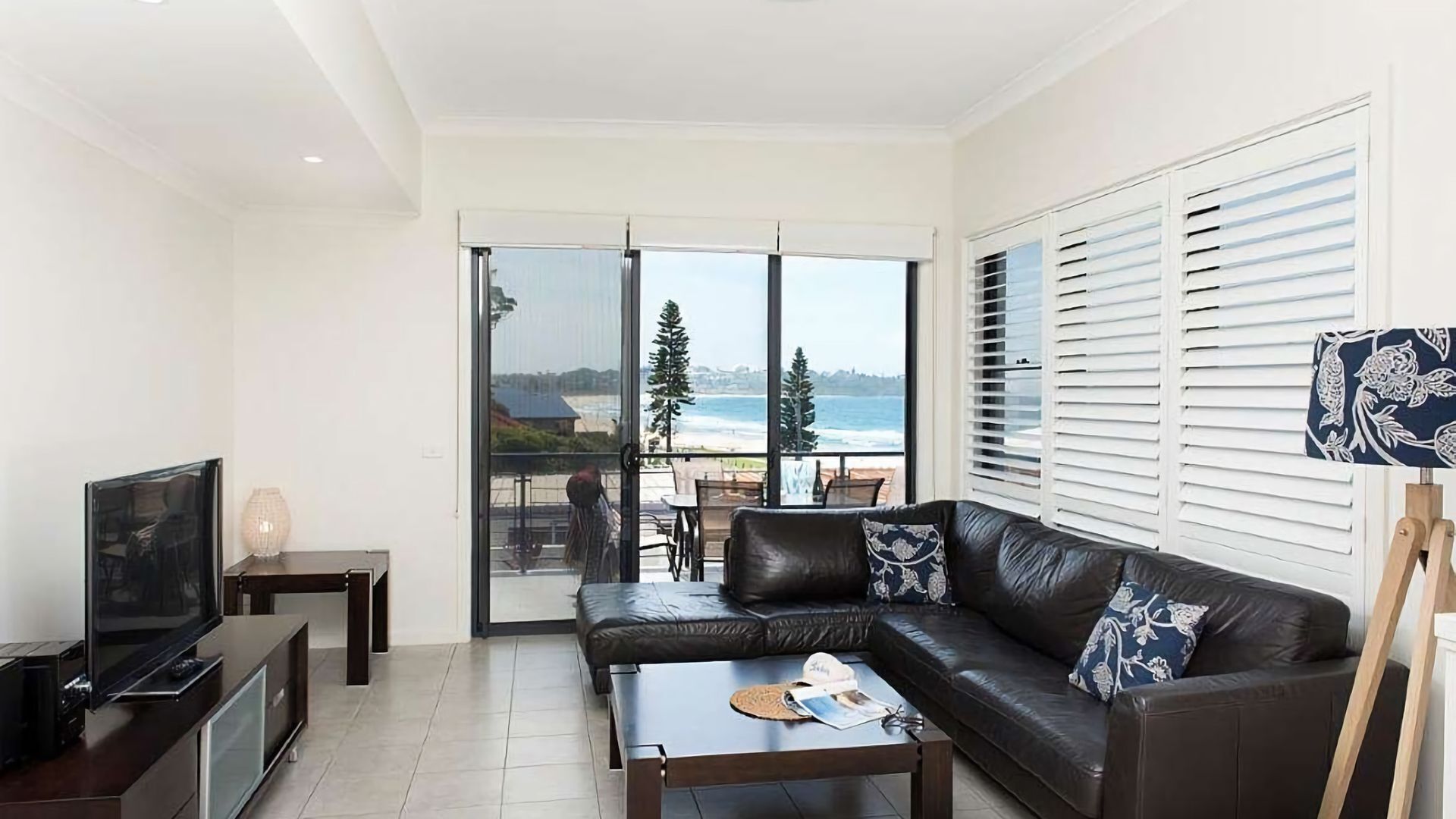 Beachfront Eight on Mollymook Beach