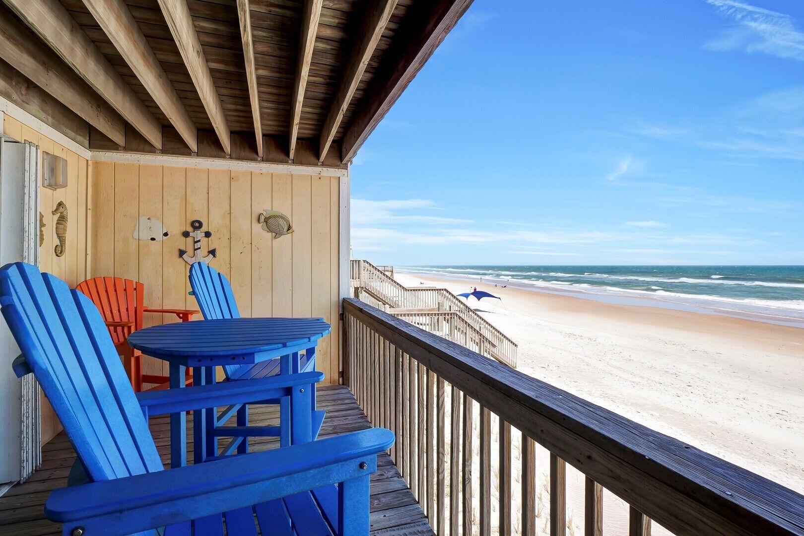 Beautiful Direct Oceanfront Condo, Sunrise Views!