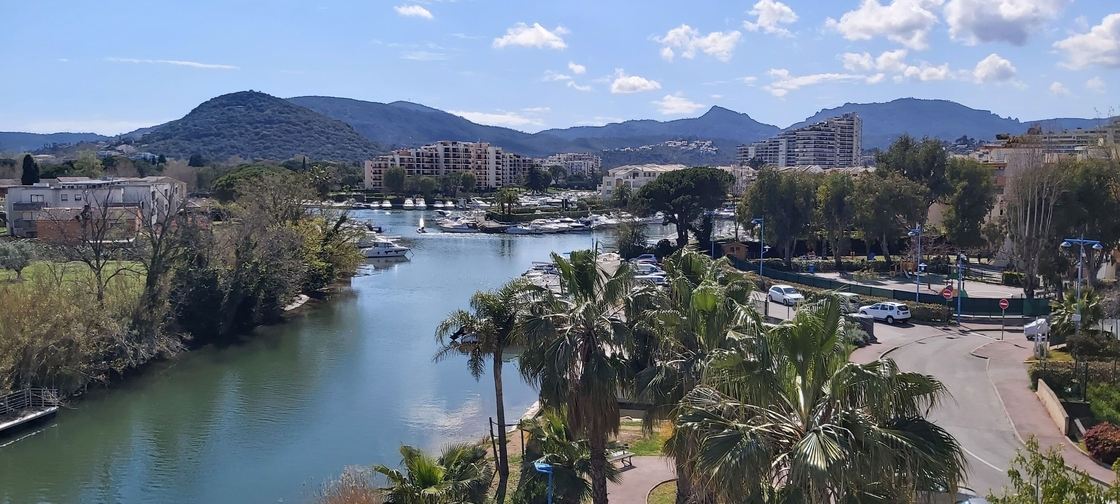 Studio on the edge of Siagne