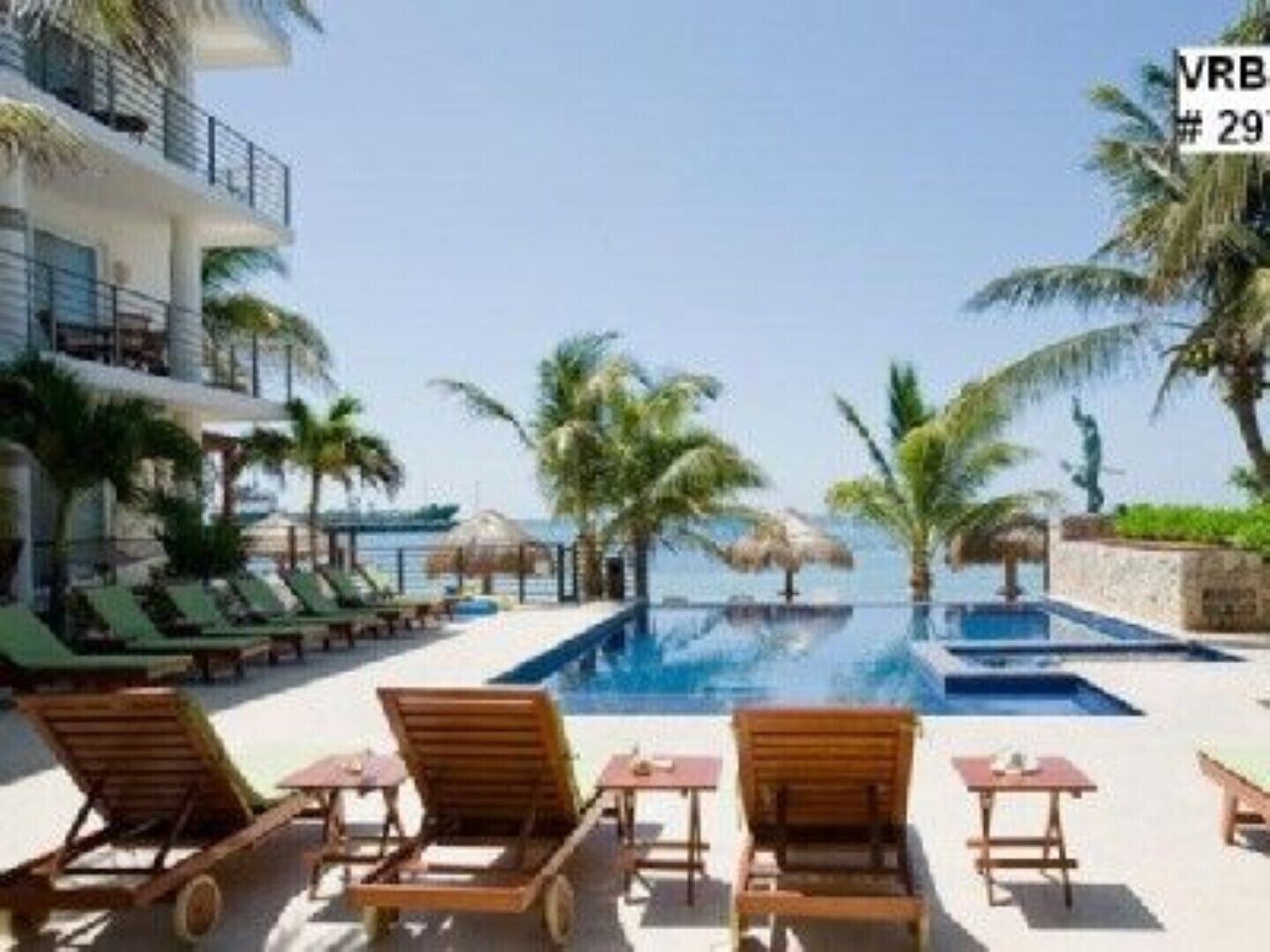 ocean front penthouse condo with private rooftop terrace 