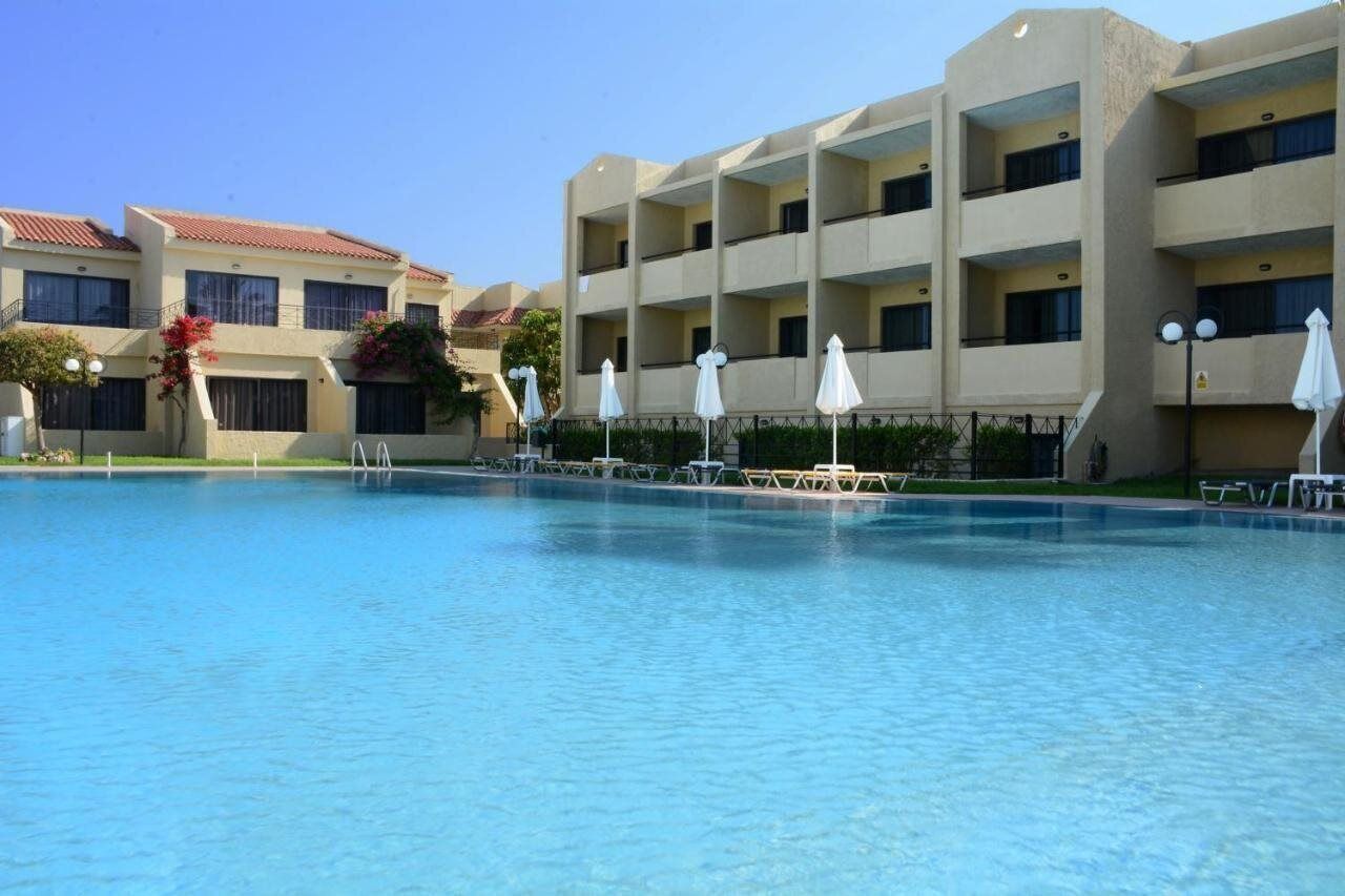 Summerland Apartments