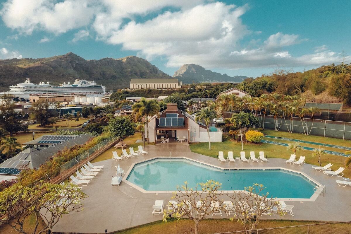 Ultimate Kauai Getaway! 2 Relaxing Units w/ Kitchen and Free Parking.