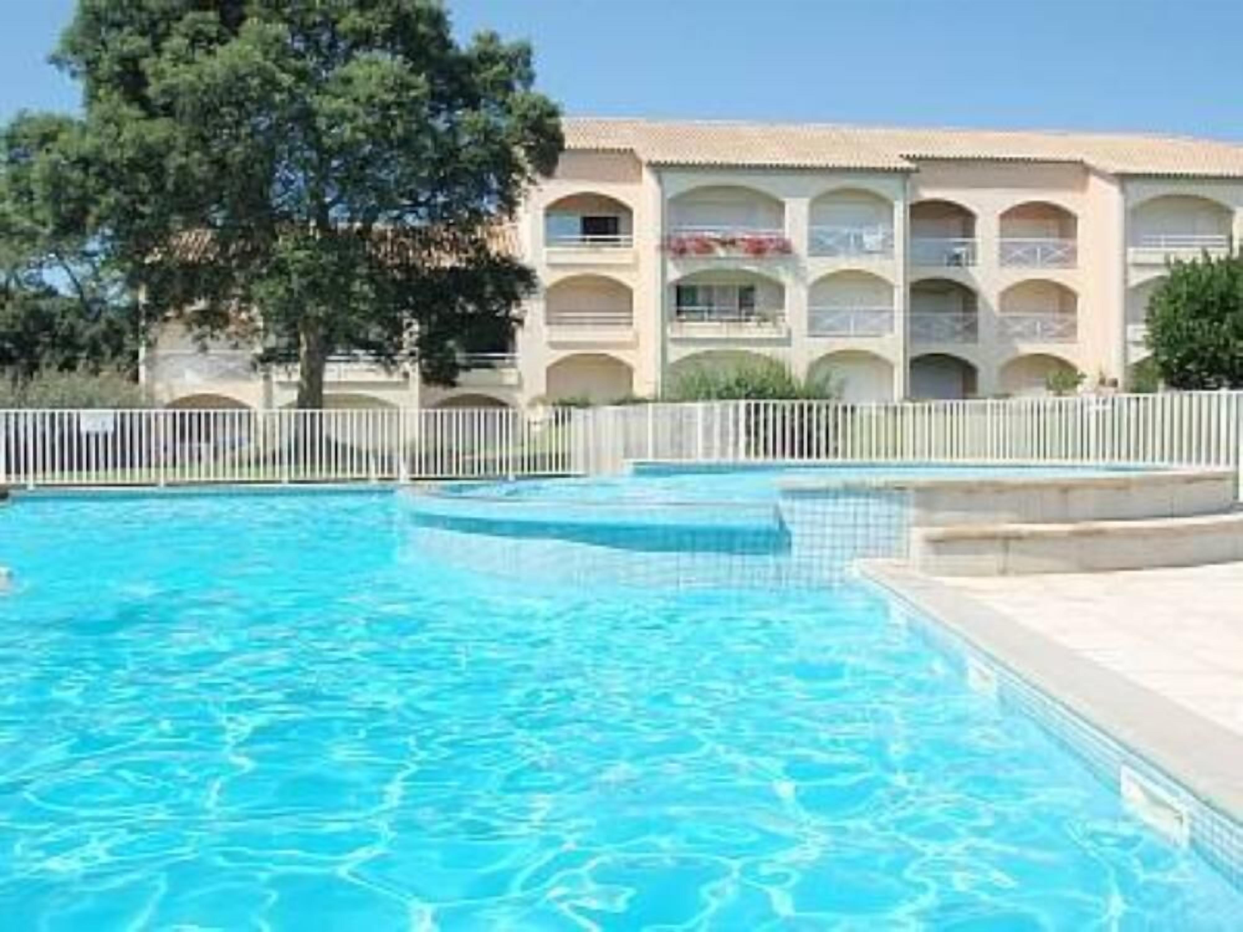 apartment - T2 - 4/6 pax. Between beach and golf. Swimming pool