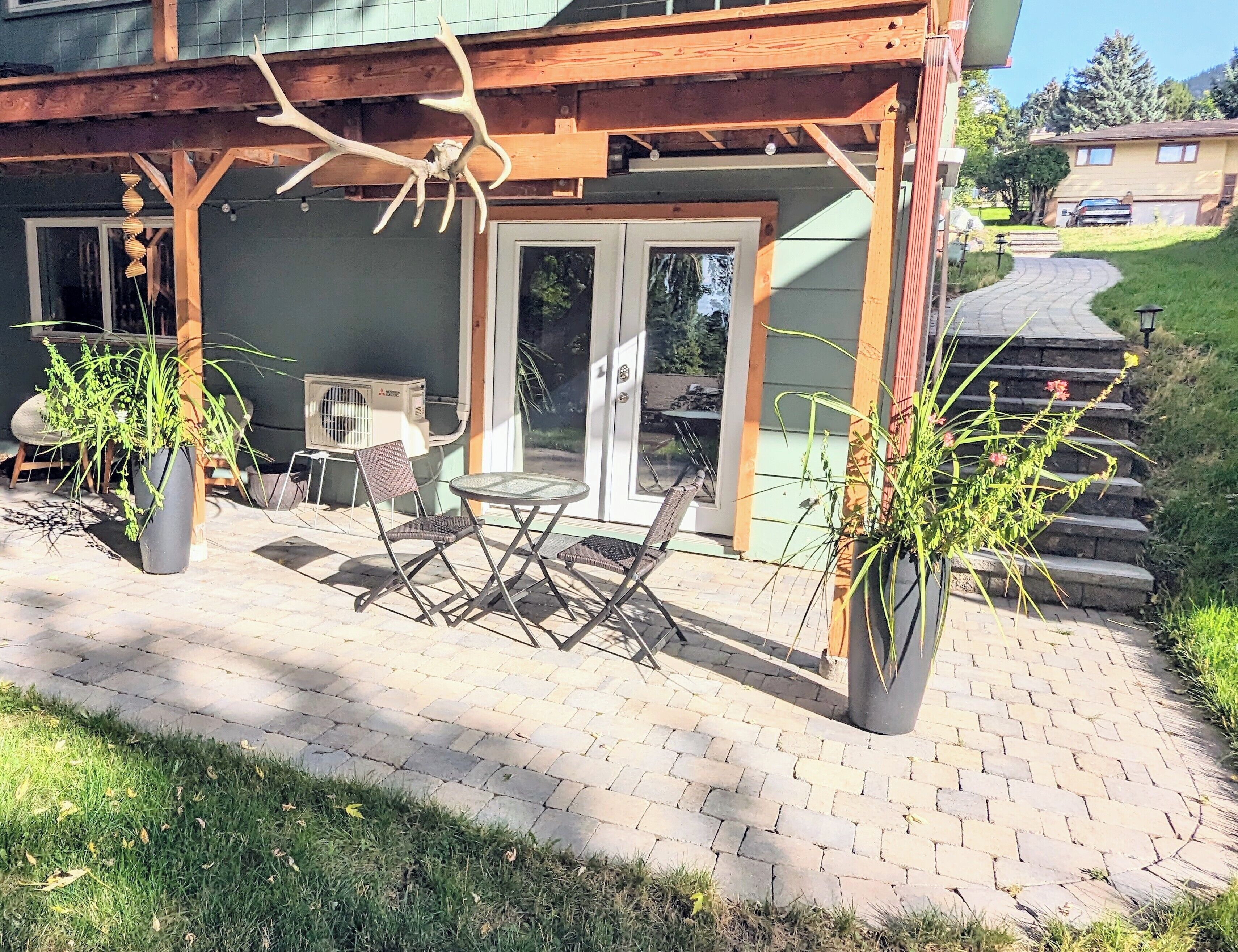 Springtree  Apartment 