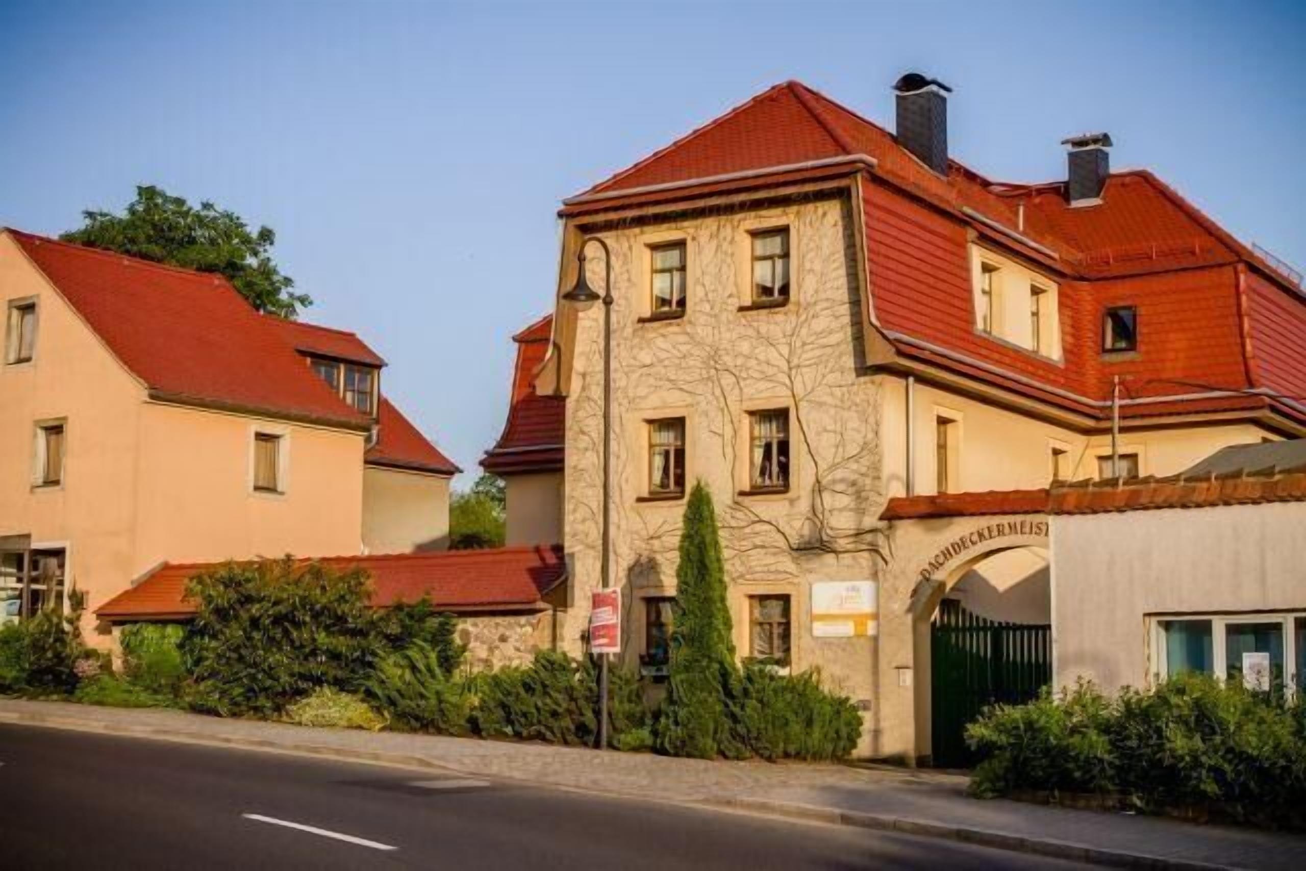 Holiday apartment Dresden for 2 - 4 persons with 2 bedrooms - Holiday apartment in one or multi-fami