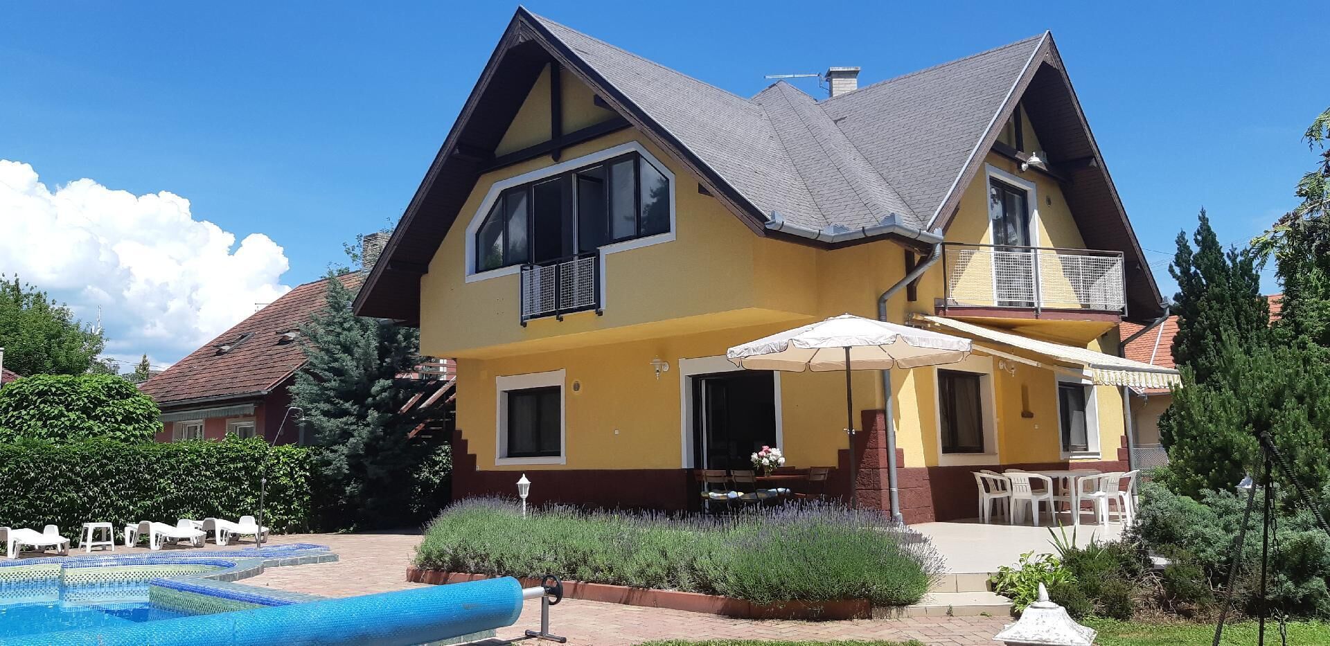 Holiday apartment Zamárdi for 1 - 13 persons with 4 bedrooms - Holiday apartment