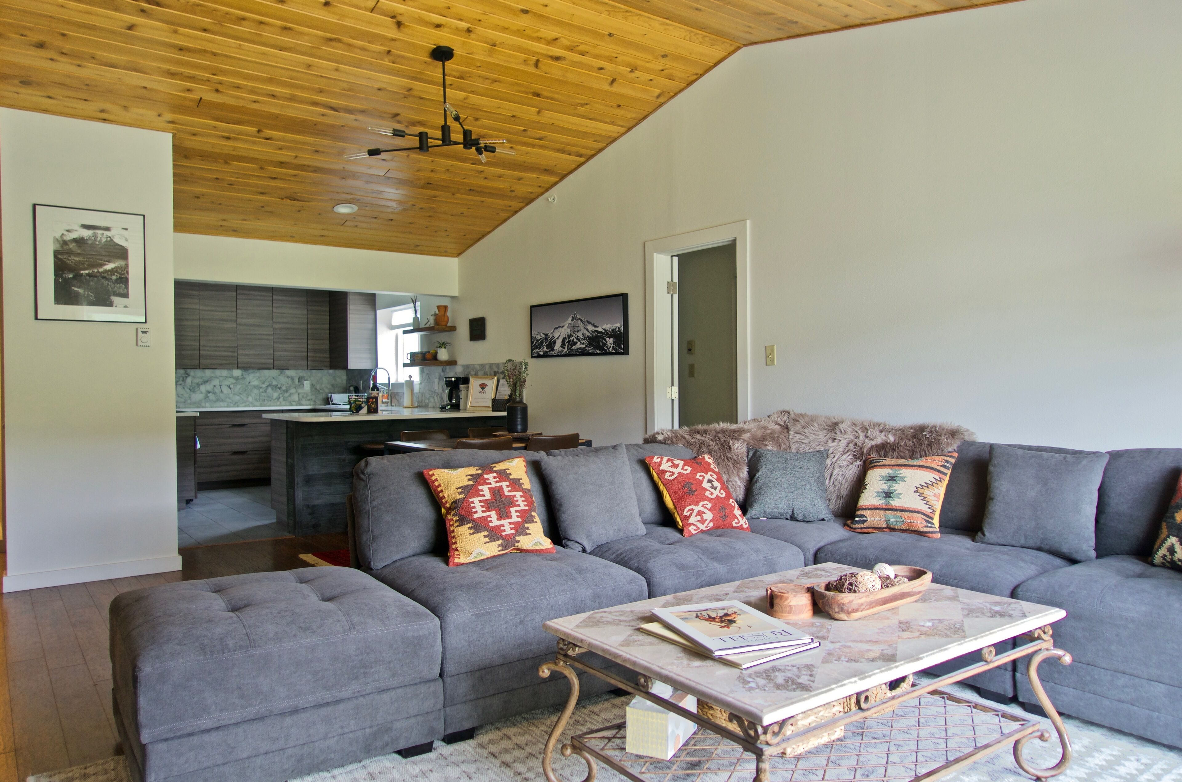 Centrally Located Mountain Modern Condo with Views