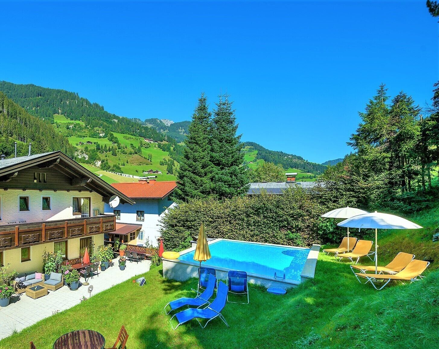 Nature house Andrea with special hiking experiences Holiday apartments