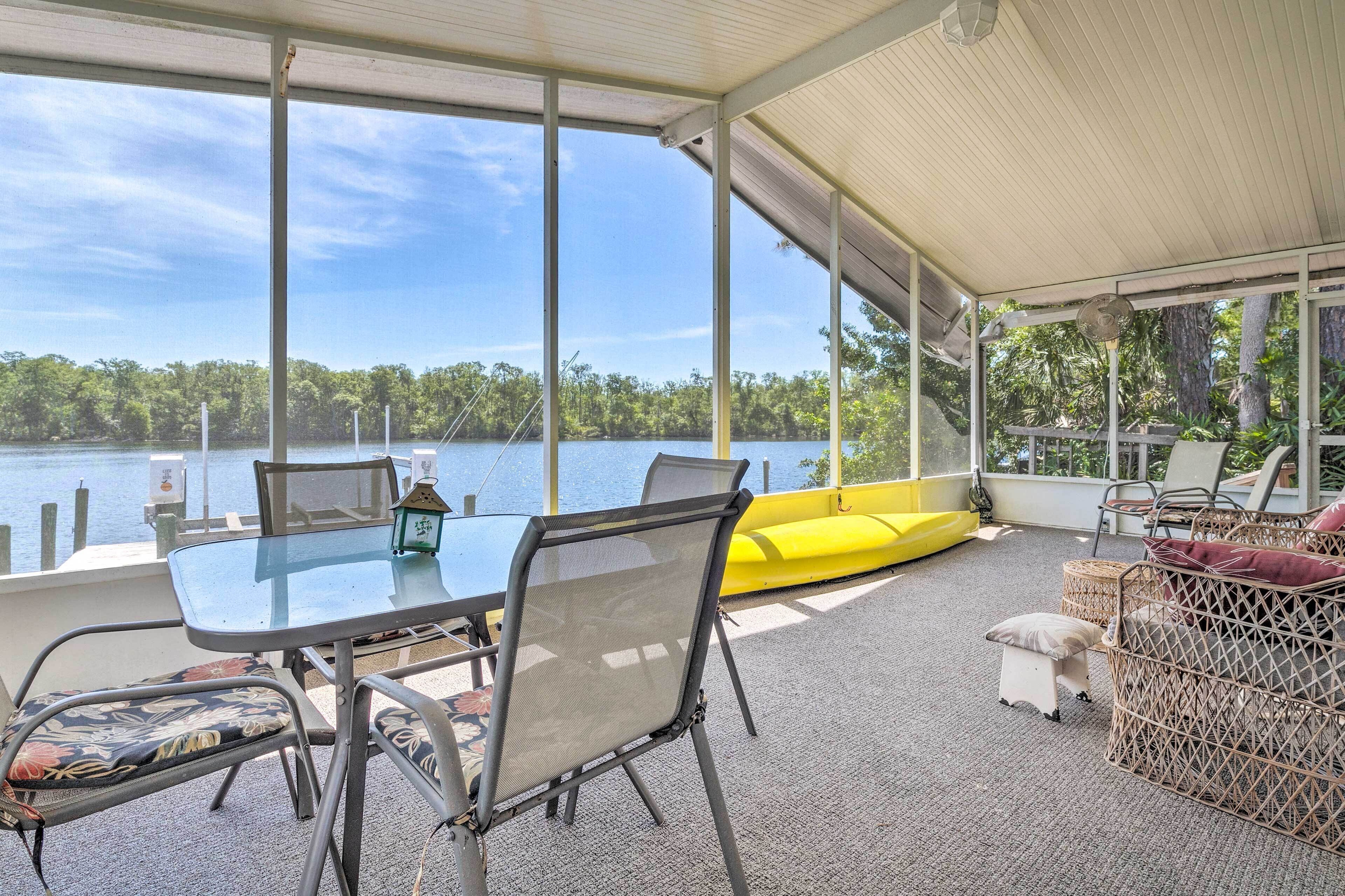 Angler's Getaway: Riverfront Home w/Boat Dock