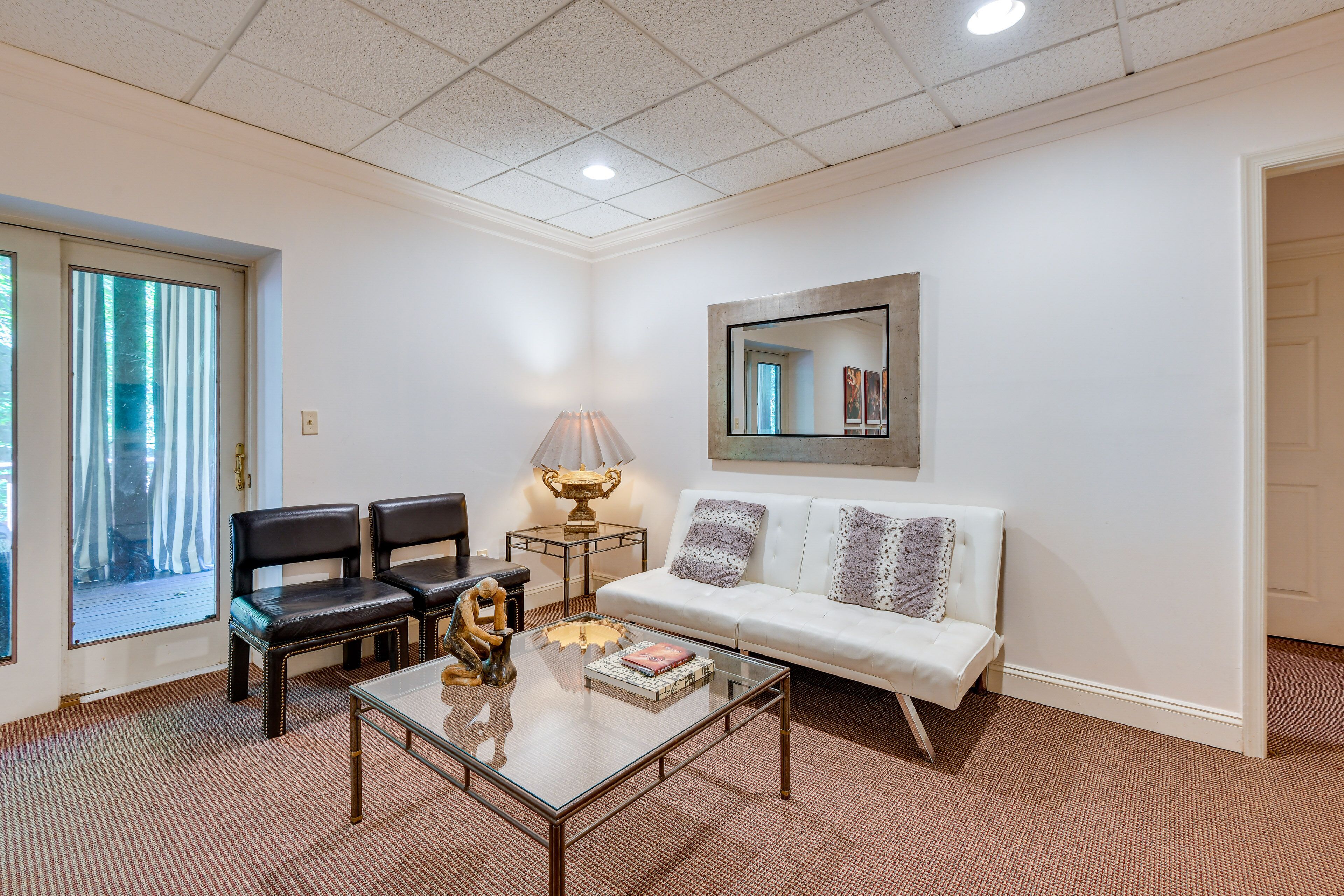 Cozy Cockeysville Retreat w/ Furnished Deck!
