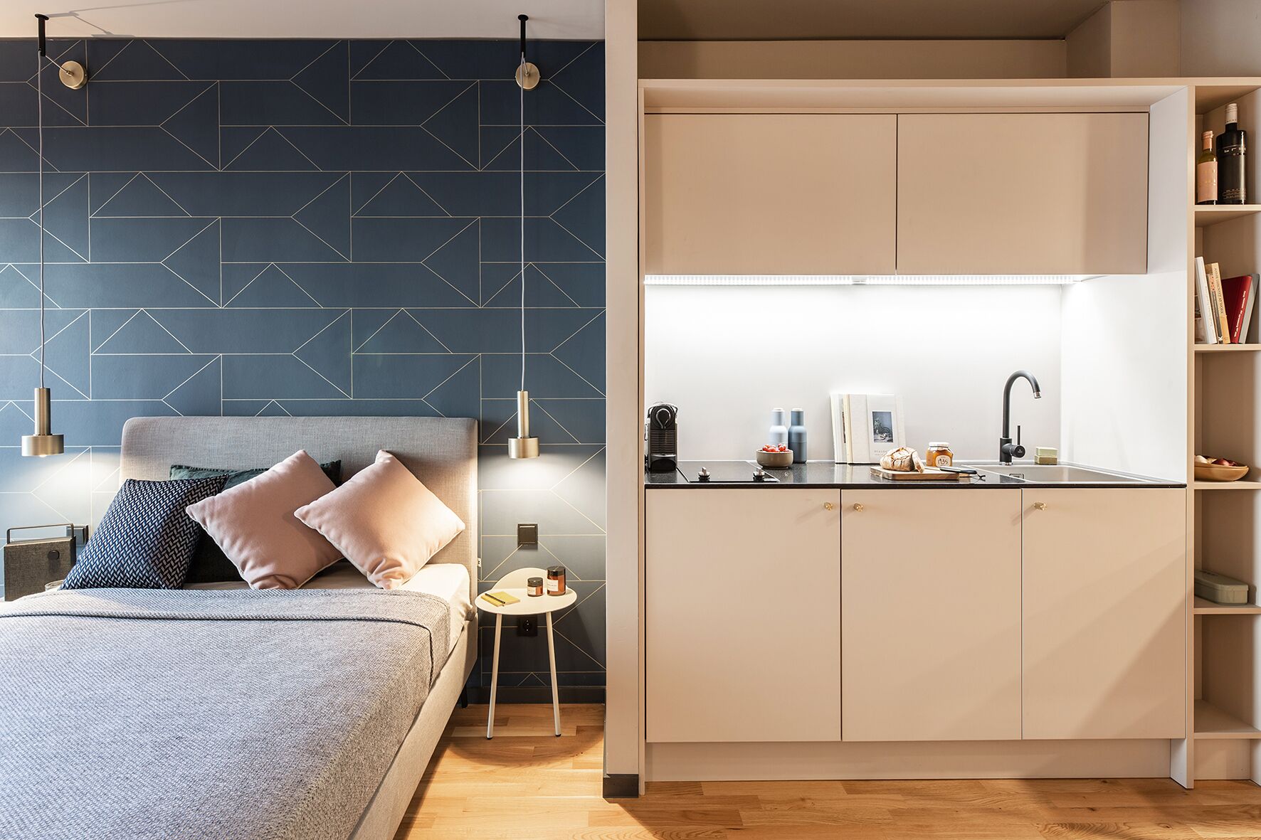 Design serviced apartment - Frankfurt Airport, from 2 nights, free WiFi, concierge