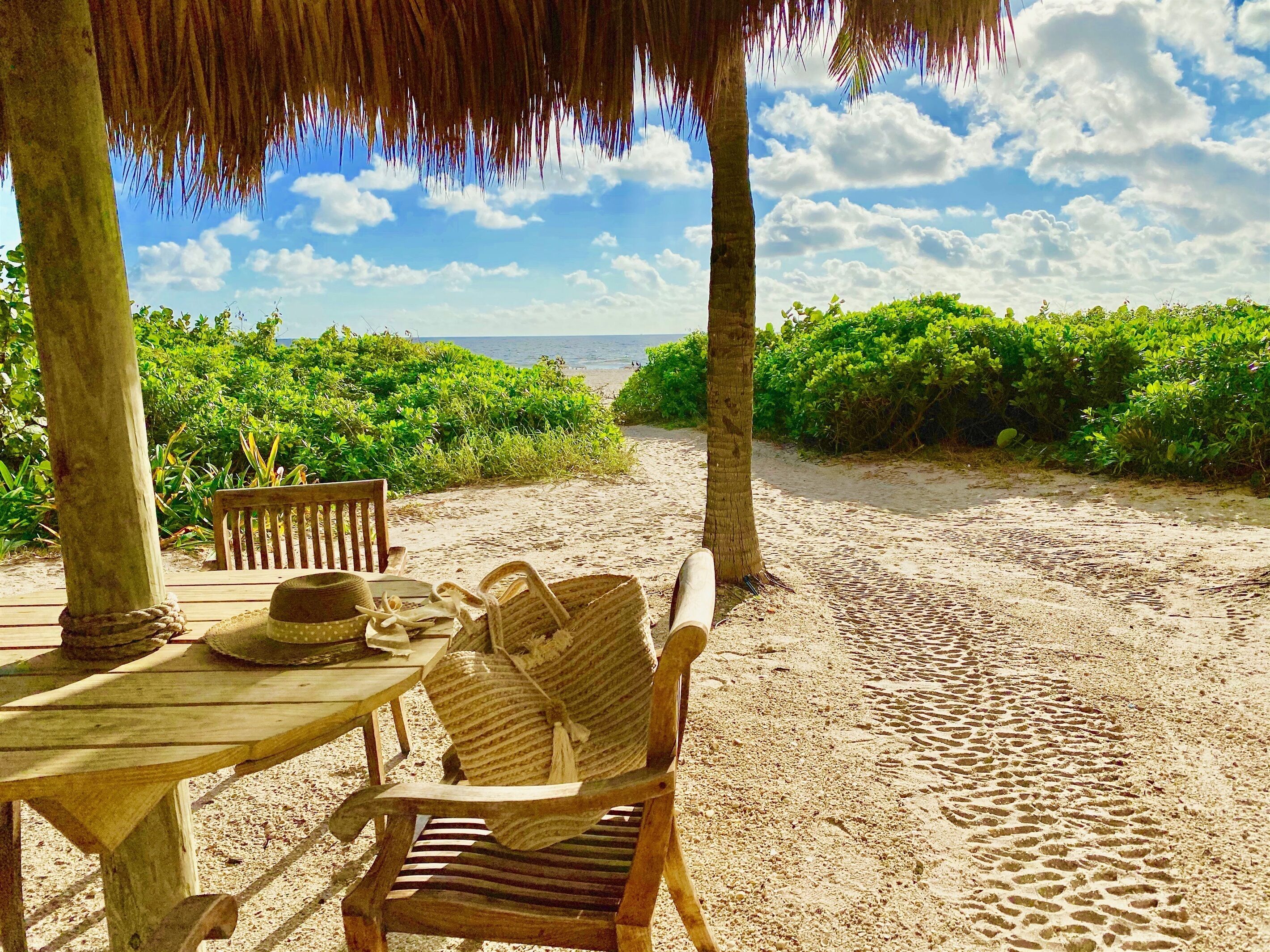 Beach resort, water sports, fishing, pools, bar, gym,restaurants,tiki bar,