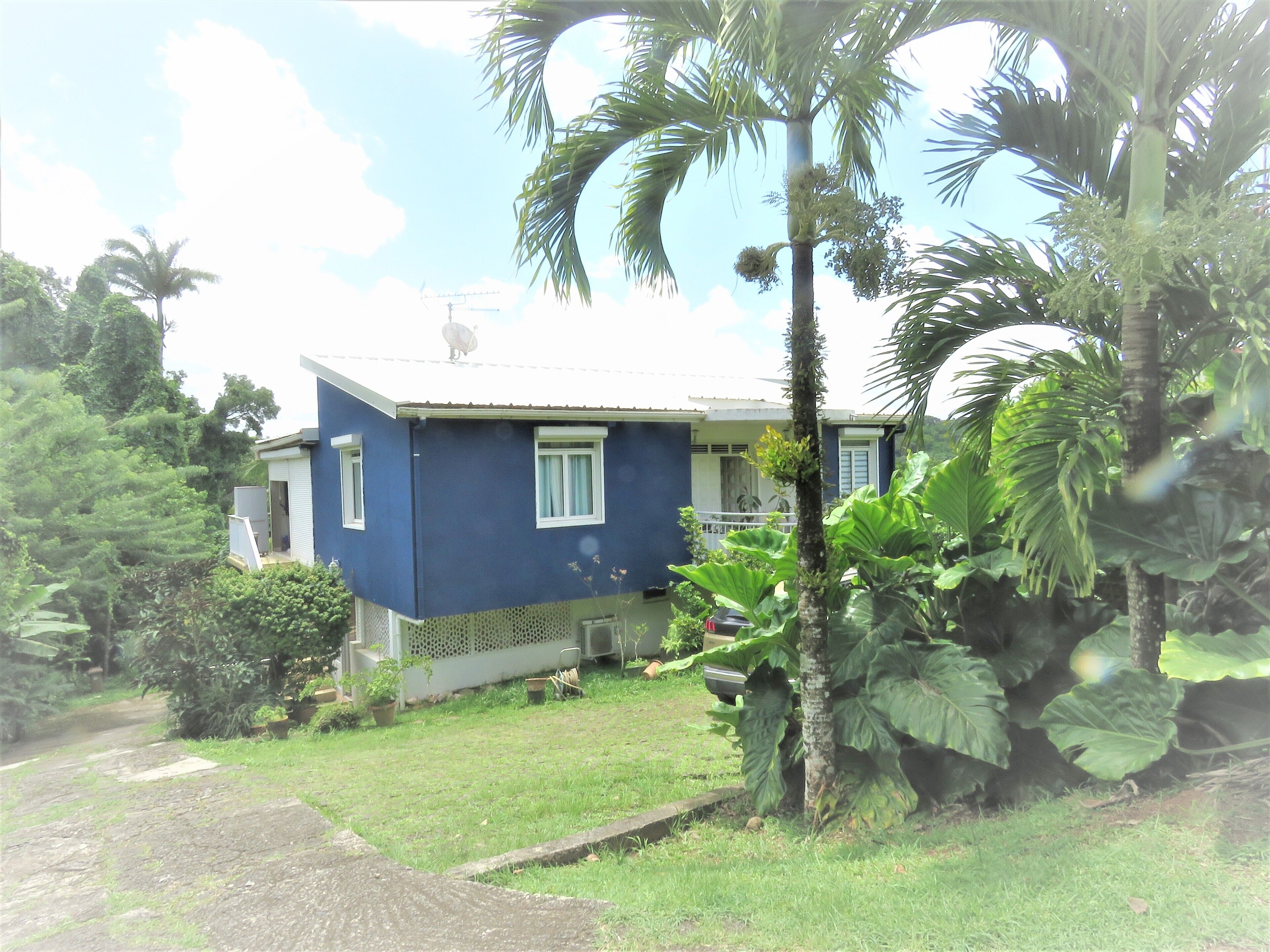 charming independent apartment 10 minutes from the grape beach