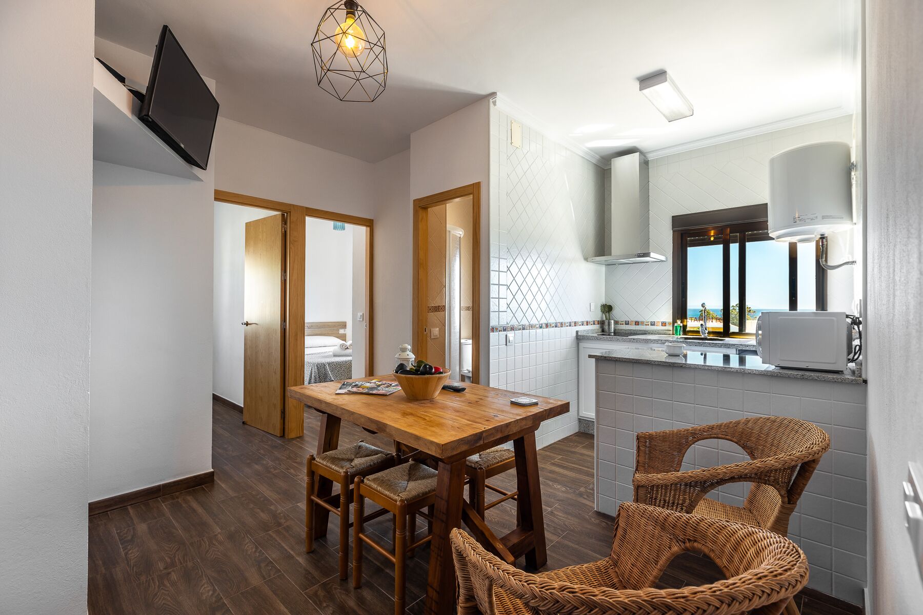 Maravilloso apartamento en Bolonia, para 4 personas. ( apart. Bolonia Sur B)