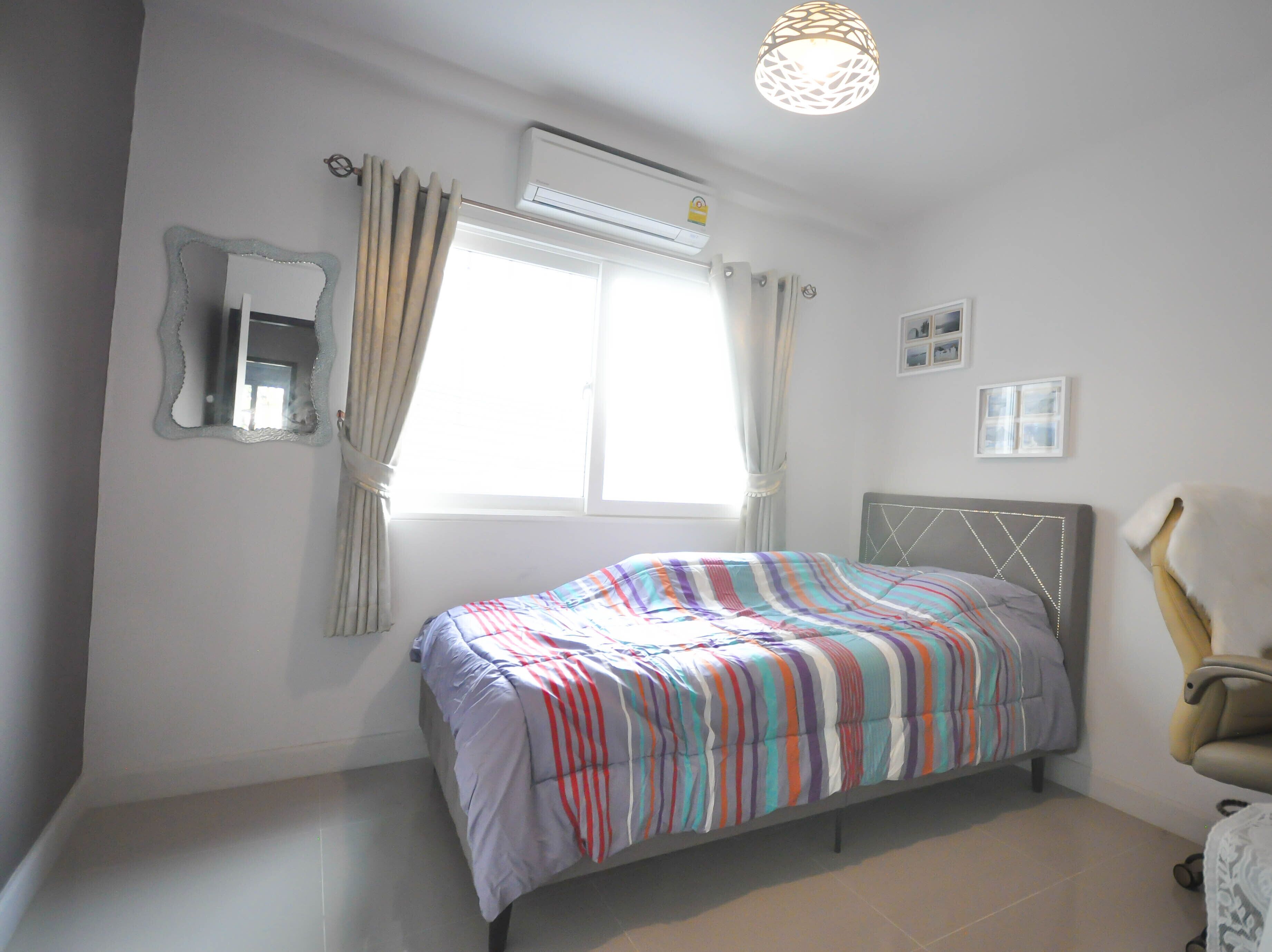 New Modern Clean Apartment