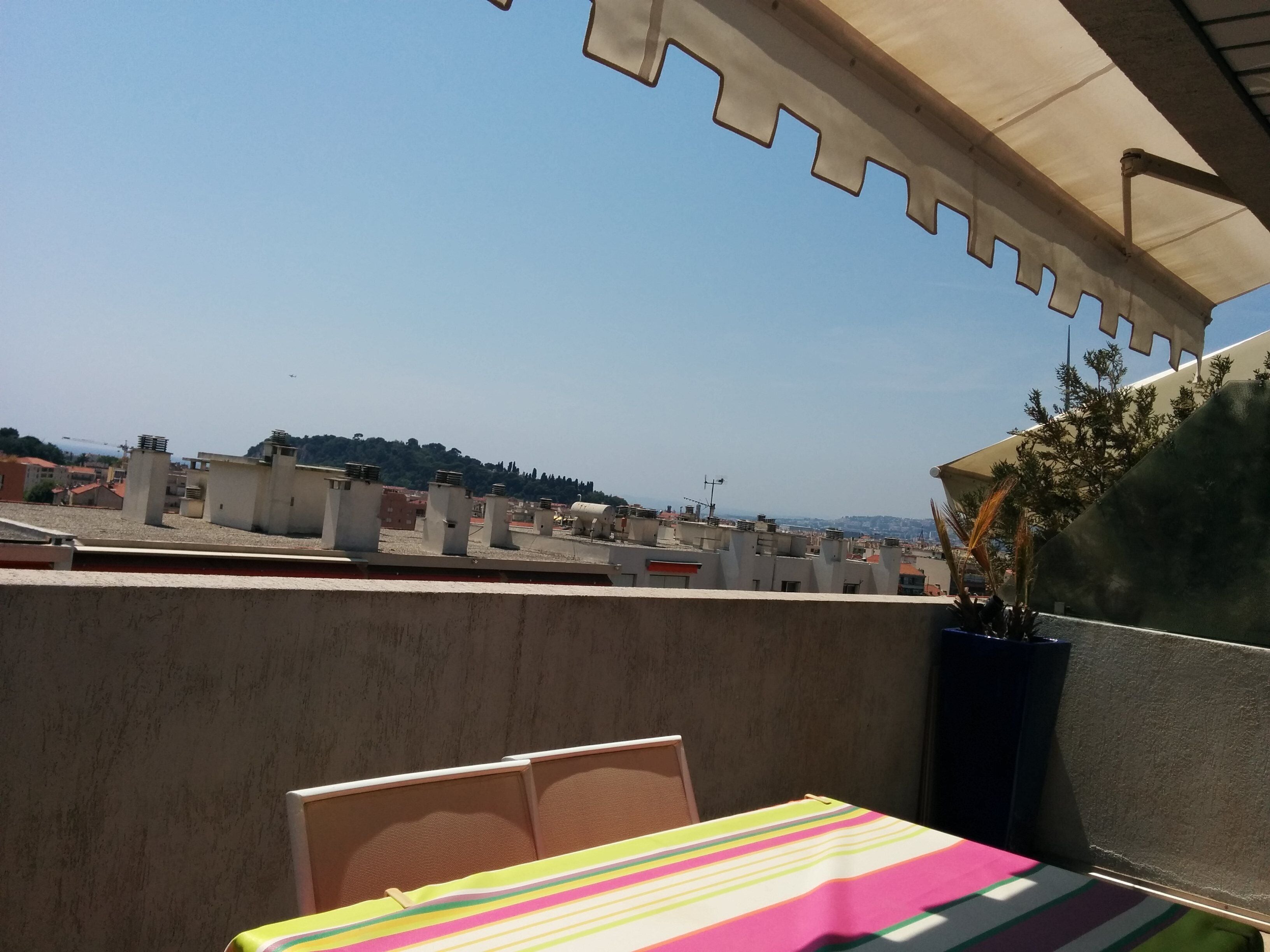 Studio Terrace Top Floor Air Conditioning Quiet